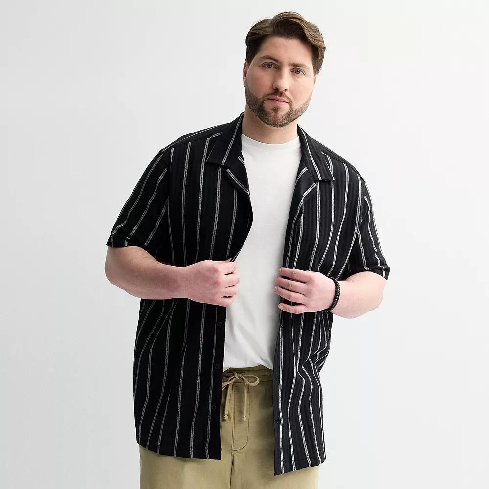 Big & Tall Sonoma Goods For Life® Short Sleeve Vacation Button-Down Shirt, Men's, Size: Medium Tall, Chev Stripe Black Product Image