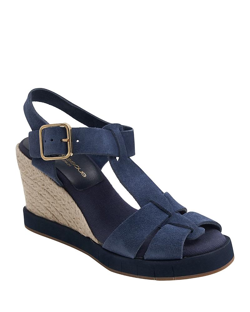 Andre Assous Womens Farami Sole Motion Wedge Sandals Product Image