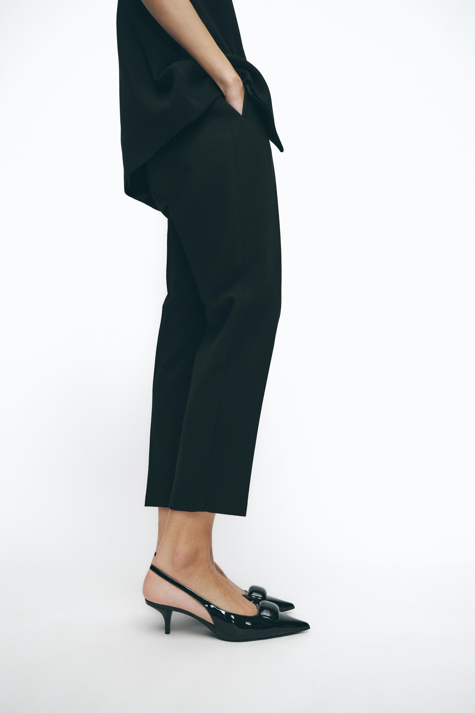 SLINGBACK PIECE HEELS Product Image