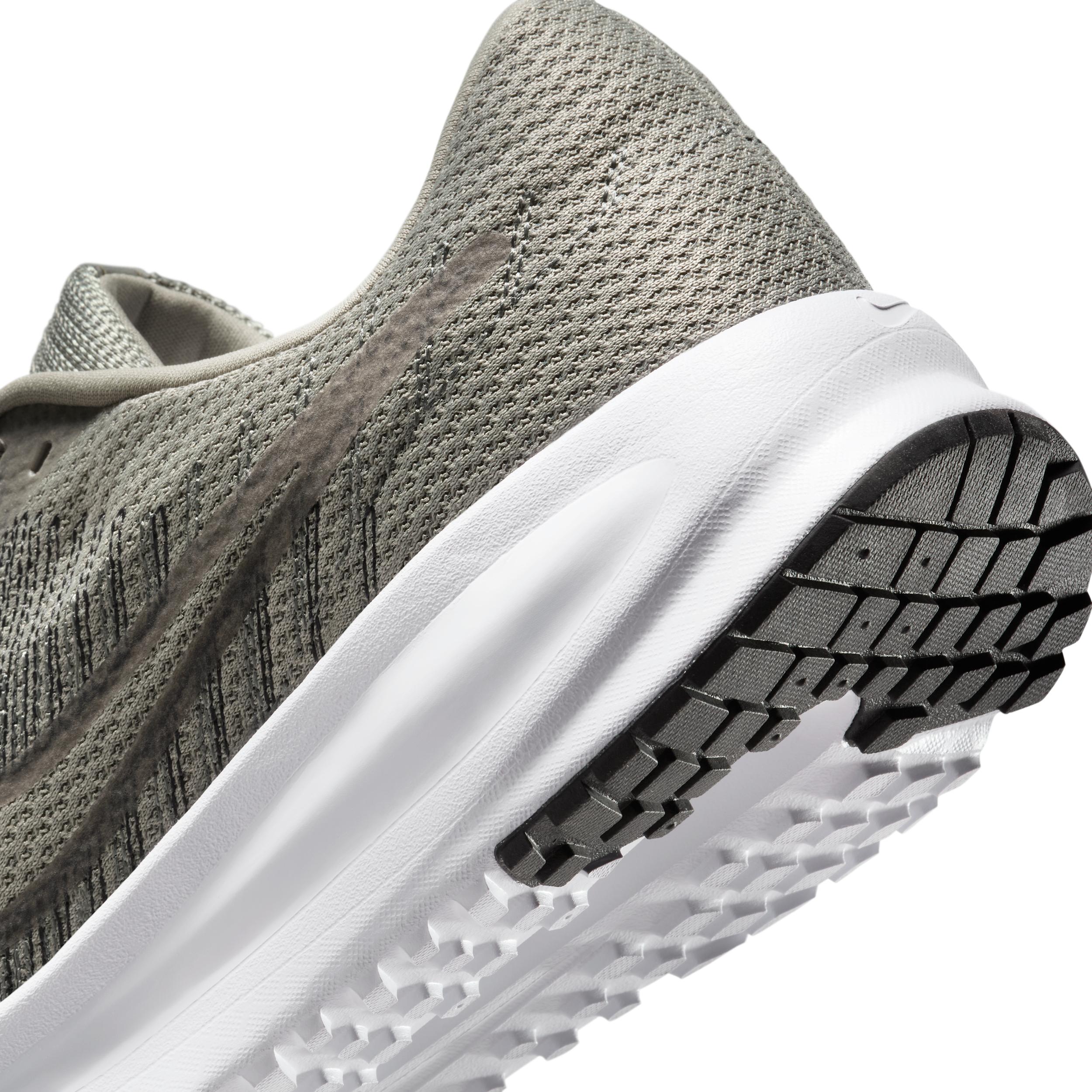 Nike Run Defy Men's Running Shoes,  Product Image