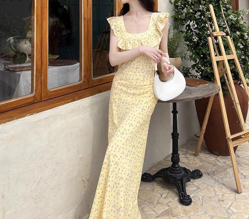 Sleeveless Square Neck Floral Print Maxi A-Line Dress Product Image