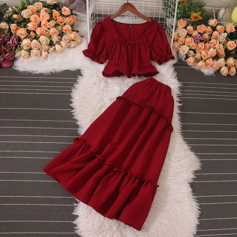 Set: Short-Sleeve Square Neck Plain Cropped Blouse + Elastic Waist Tiered Midi A-Line Skirt Product Image