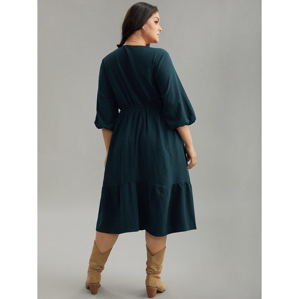 Plus Size Plain Textured Button Detail Pocket Dress DarkGreen Women Vacation Elastic cuffs Round Neck Elbow-length sleeve Curvy Midi Dress BloomChic 28/5X Product Image