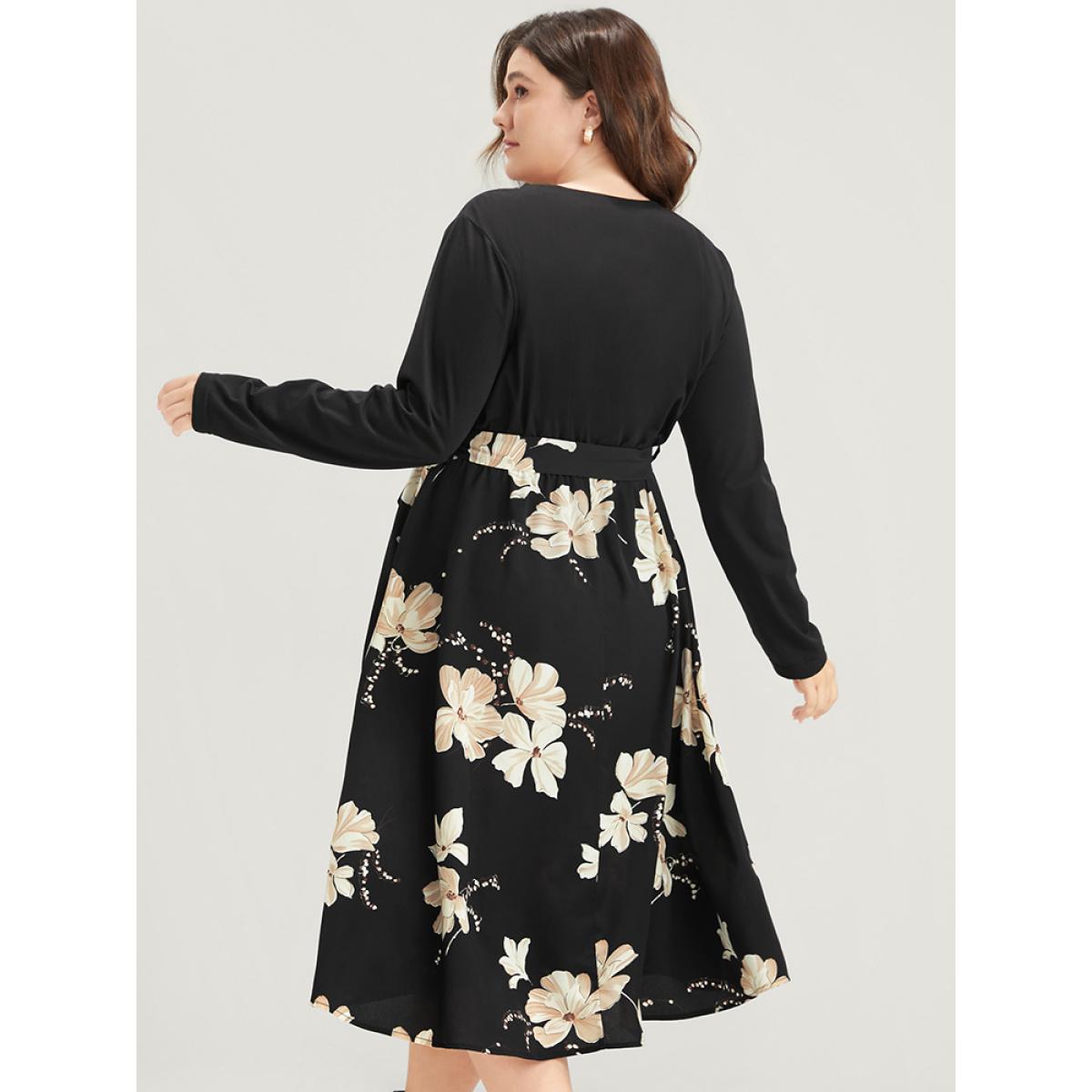 Plus Size Floral Print Keyhole Round Neck Pocket Belted Dress Multicolor Women Elegant Belted Round Neck Long Sleeve Curvy Midi Dress BloomChic 22-24/3X Product Image
