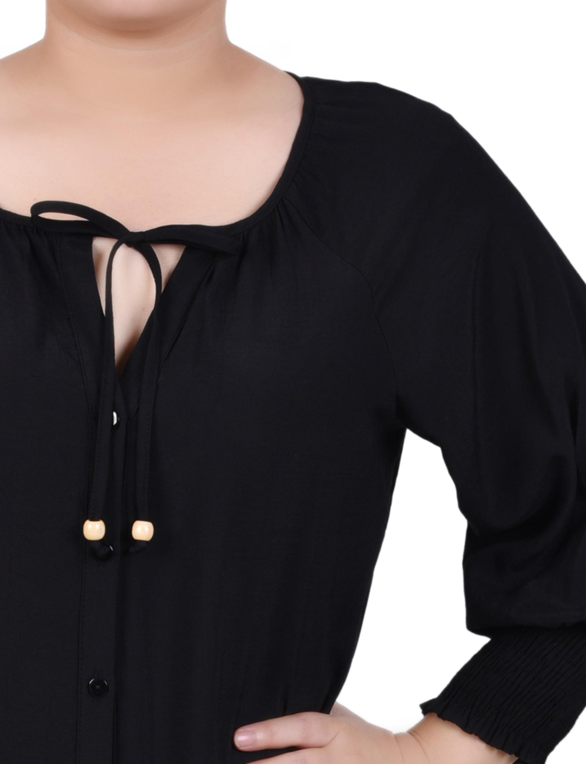 Black 3/4 Sleeve Button Front Blouse Product Image