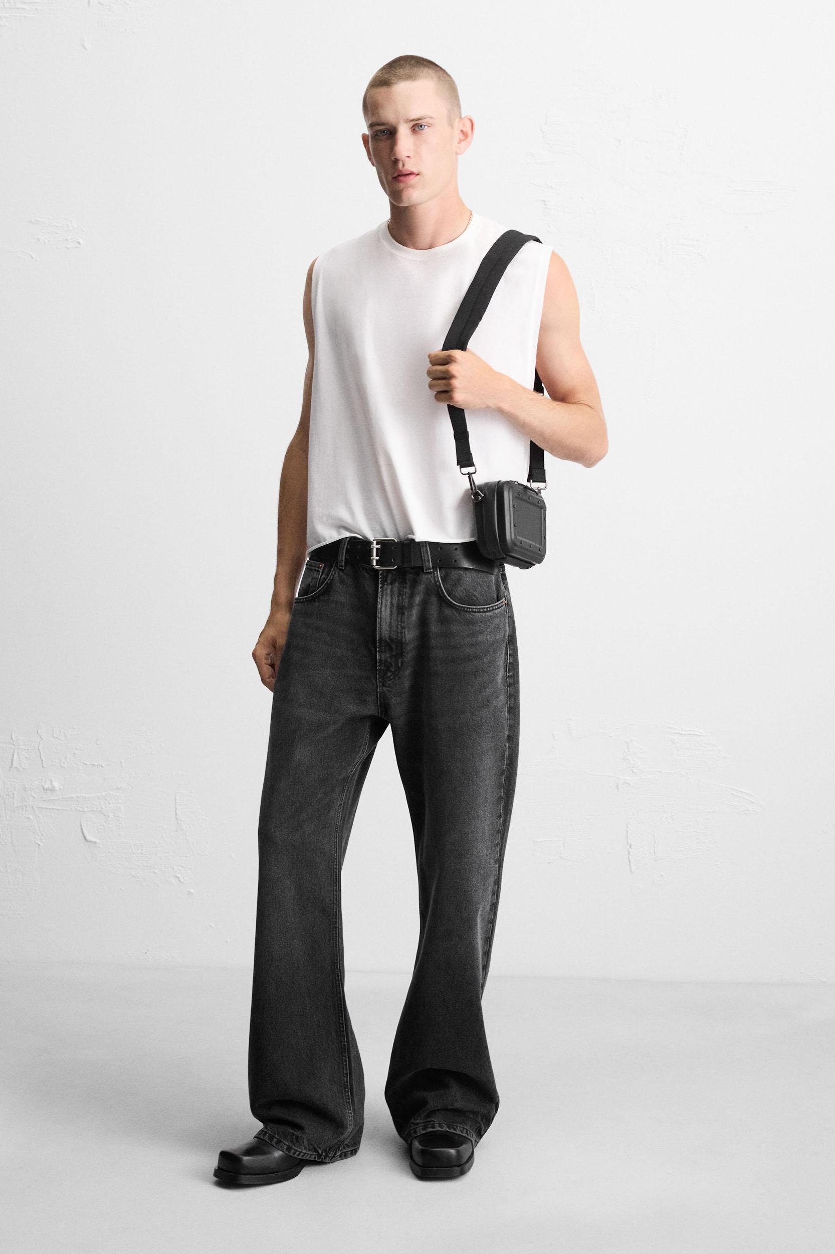 BOX CROSSBODY BAG Product Image