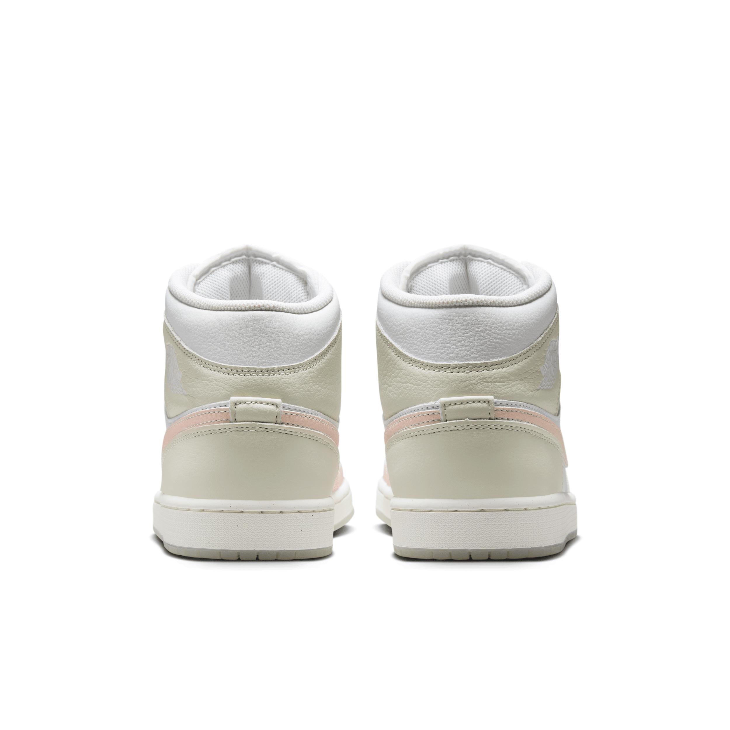 Men's Air Jordan 1 Mid SE Shoes Product Image