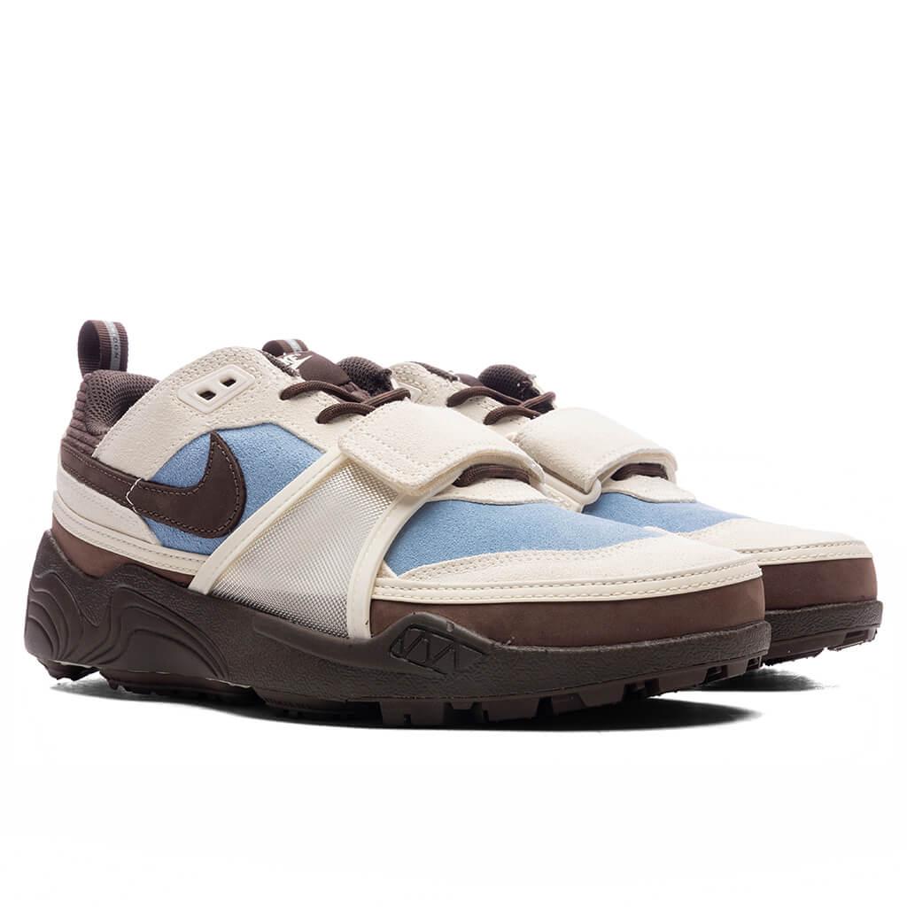 Nike x Travis Scott Zoom Field Jaxx - Leche Blue/Baroque Brown/Pale Ivory Male Product Image
