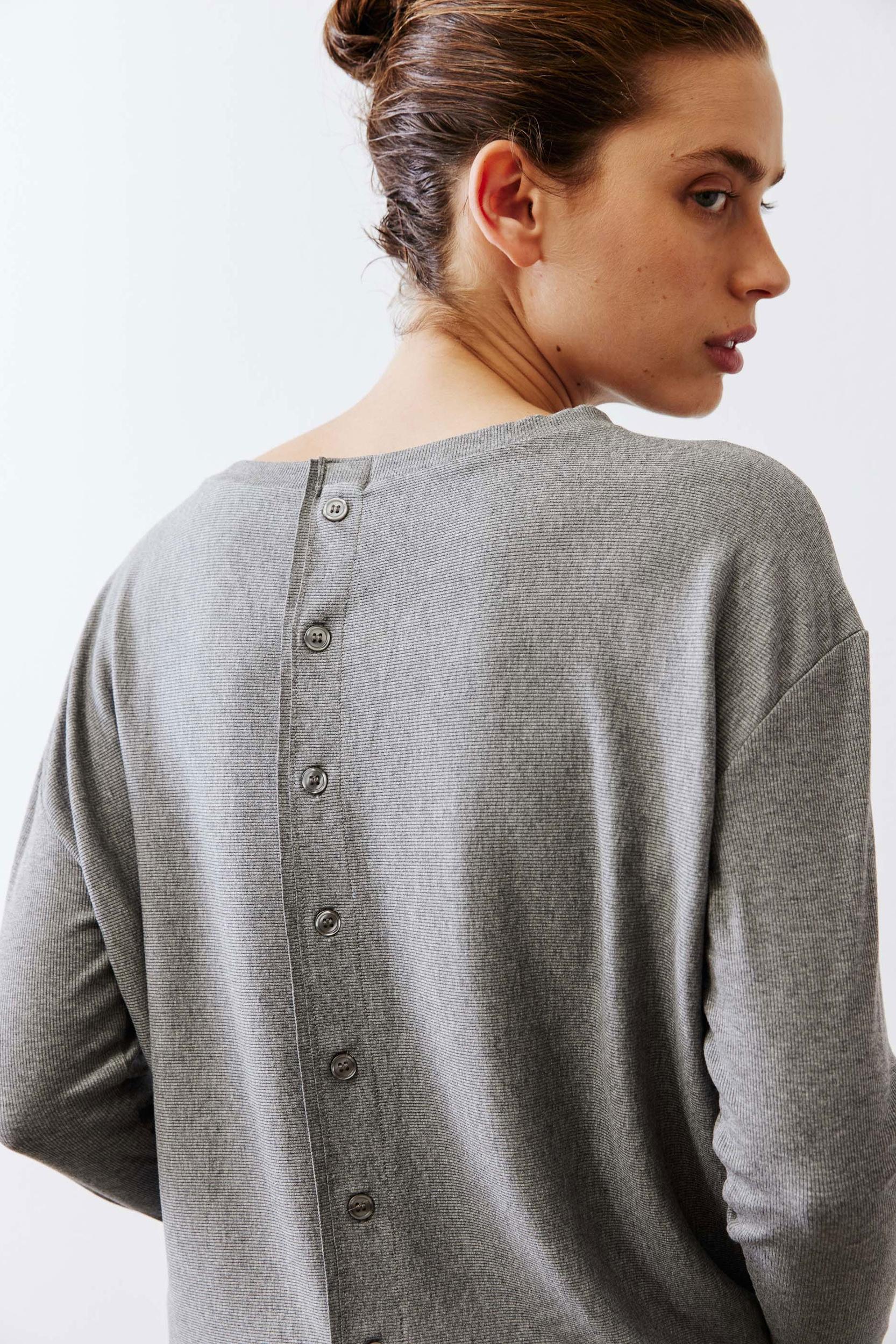 Essential Top With Buttons In The Back Product Image