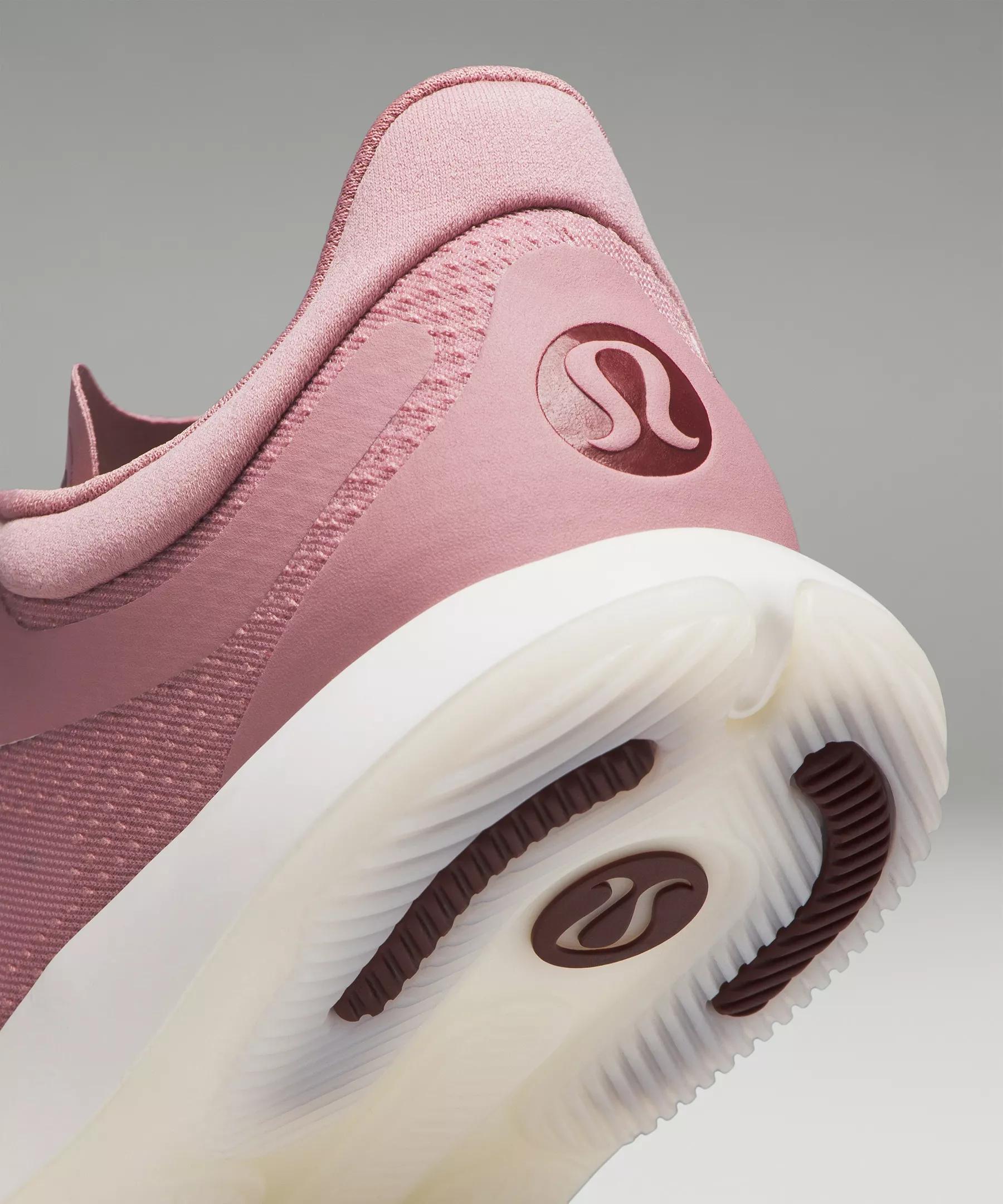 Women's Strongfeel Training Shoe Product Image