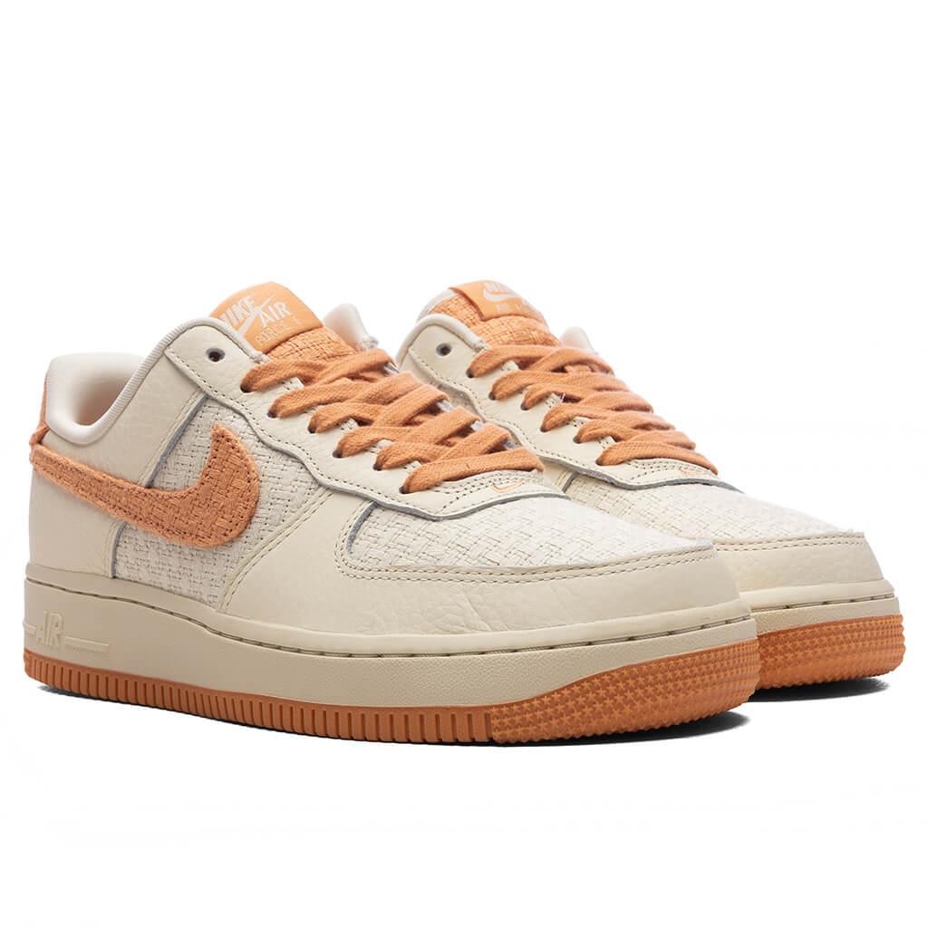 Women's Air Force 1 '07 - Coconut Milk/Copper Moon/Desert Khaki Female Product Image
