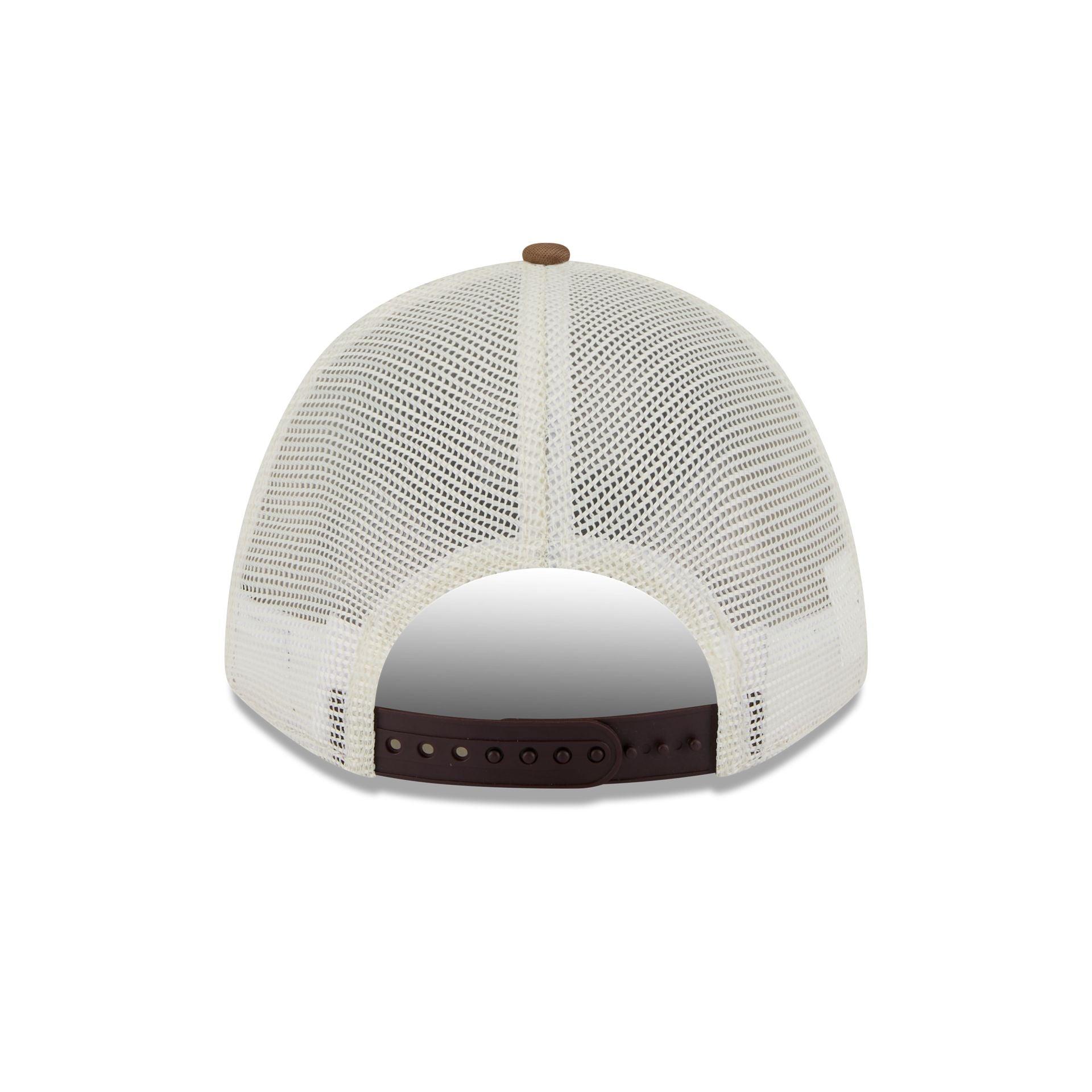 San Diego Padres Chrome Arch 9FORTY M-Crown A-Frame Trucker Hat Male Product Image