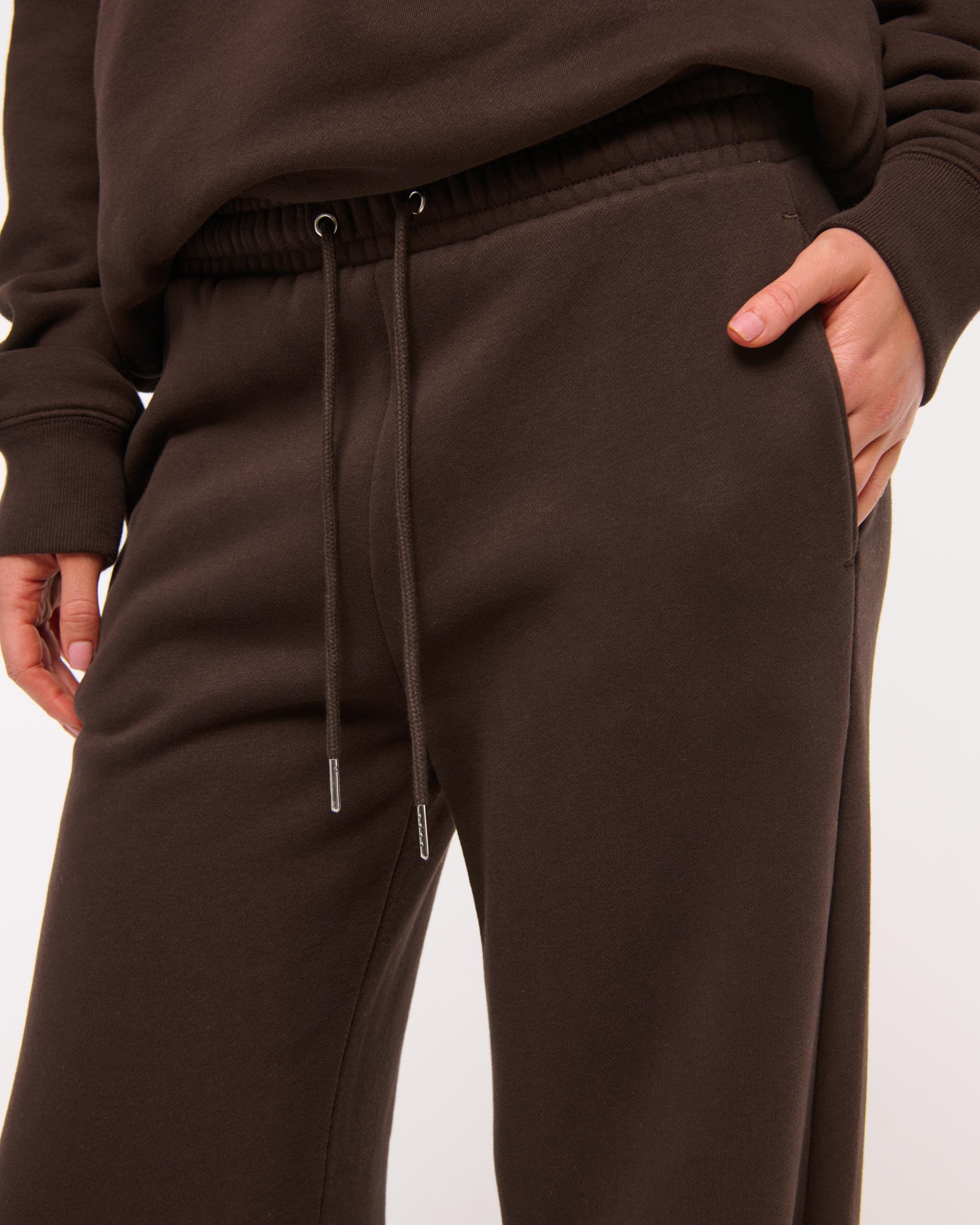 Essential Wide Leg Sunday Sweatpant Product Image