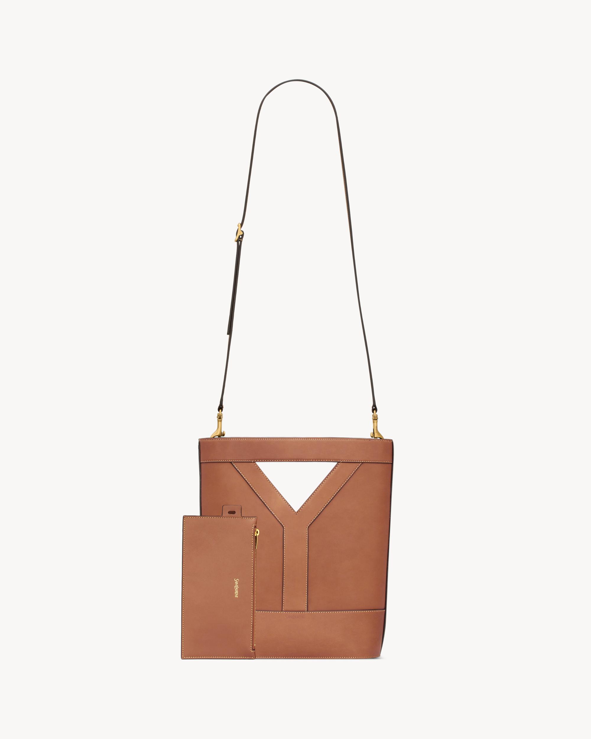 Y small bucket in leather Product Image