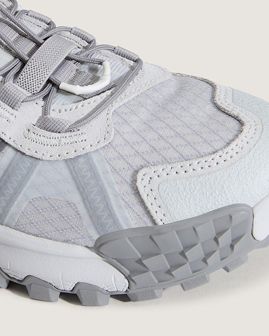 Crosspath XC Shoe in Light Grey| Vans US Product Image