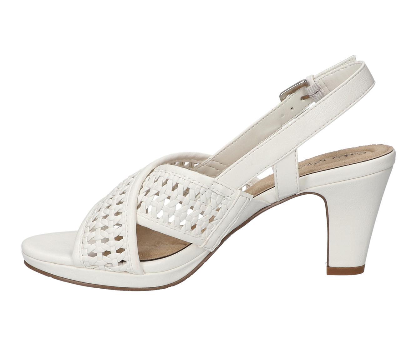 Women's Easy Street Sol Pumps Product Image