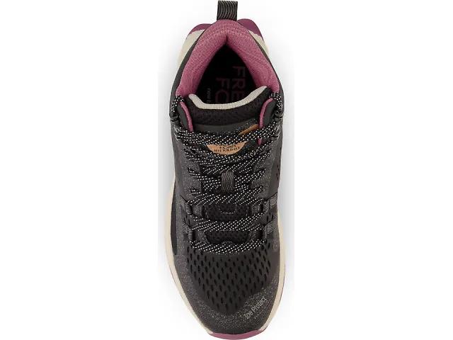 Women's | New Balance Fresh Foam X Hierro Mid Product Image