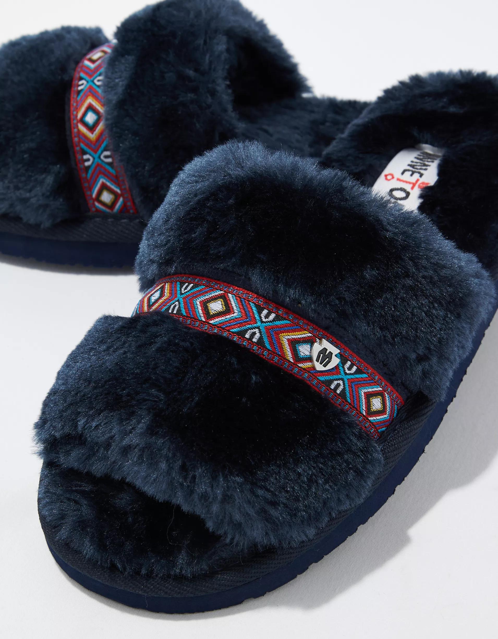 Minnetonka Women's London Slipper Product Image