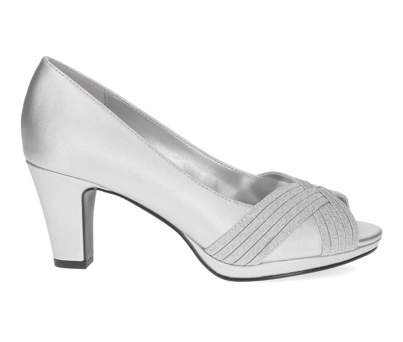 Women's Easy Street Lavish Pumps Product Image