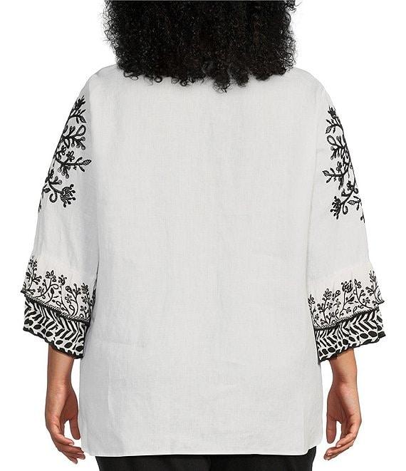 John Mark Plus Size Floral Embroidered Split V-Neck 3/4 Sleeve Tunic Product Image