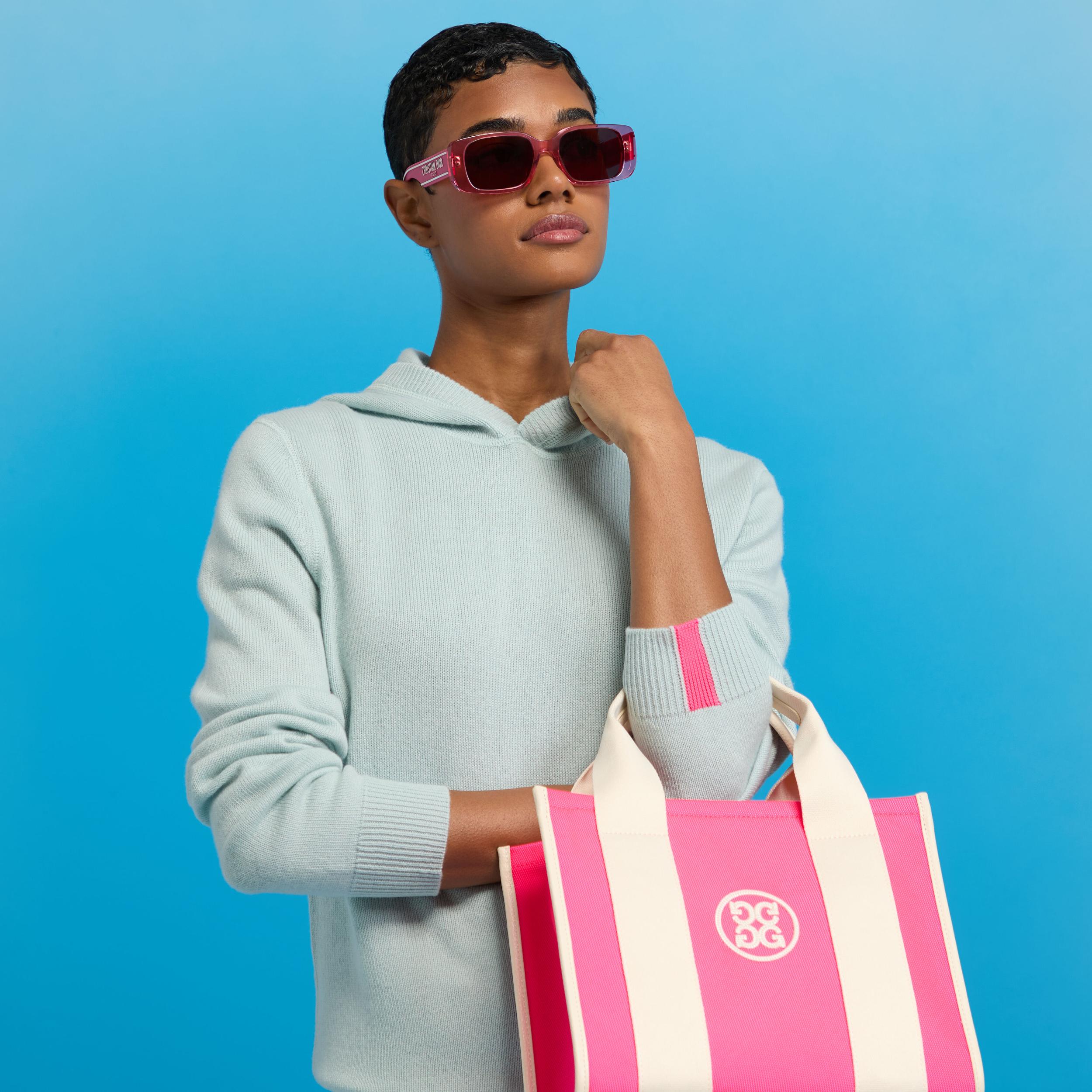 WASHABLE CASHMERE HOODED SWEATER Product Image