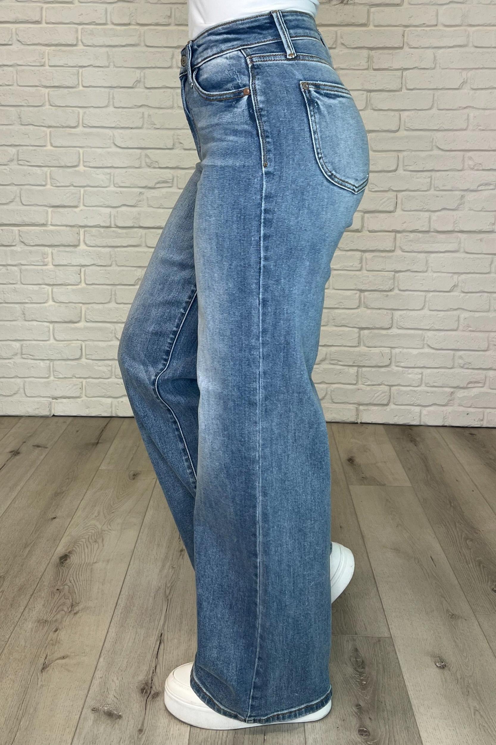 82625   Karis Hi-Rise Vintage Wash Retro Wide Leg Judy Blue Jeans Product Image