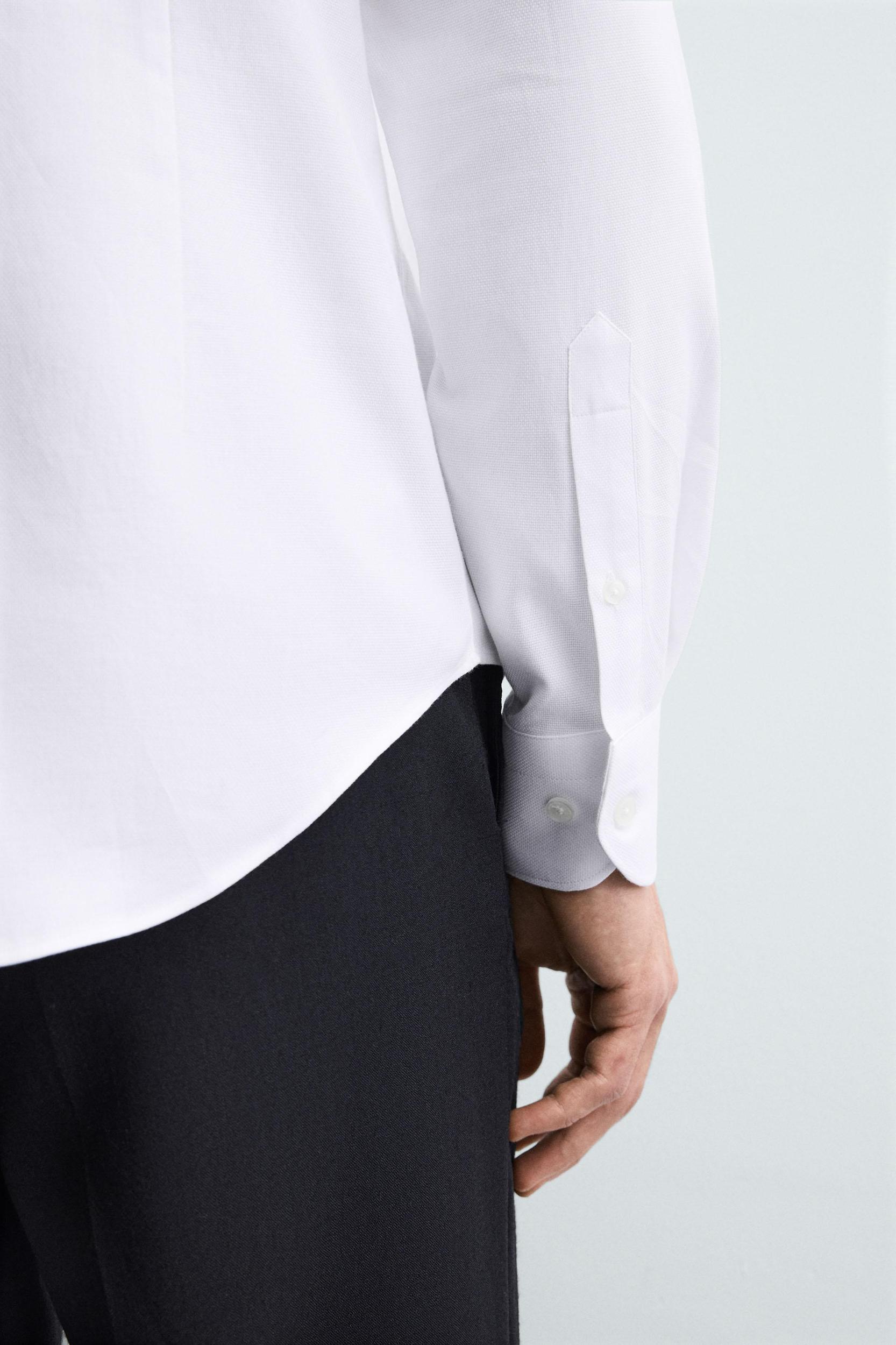 REGULAR FIT TEXTURED SHIRT Product Image