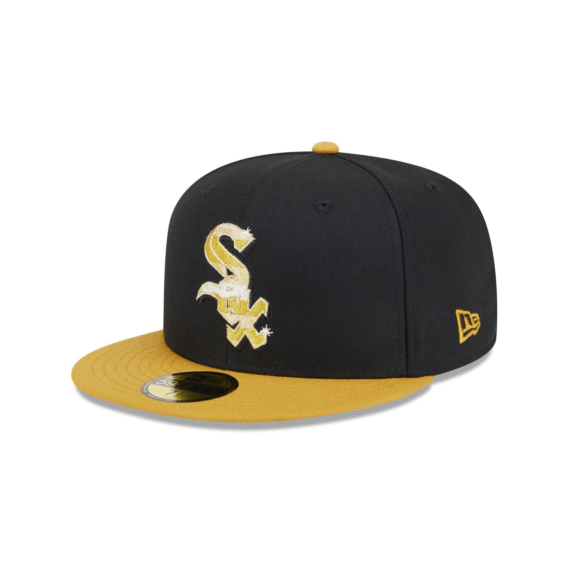Chicago White Sox Metallic Gold Logo 59FIFTY Fitted Hat Male Product Image