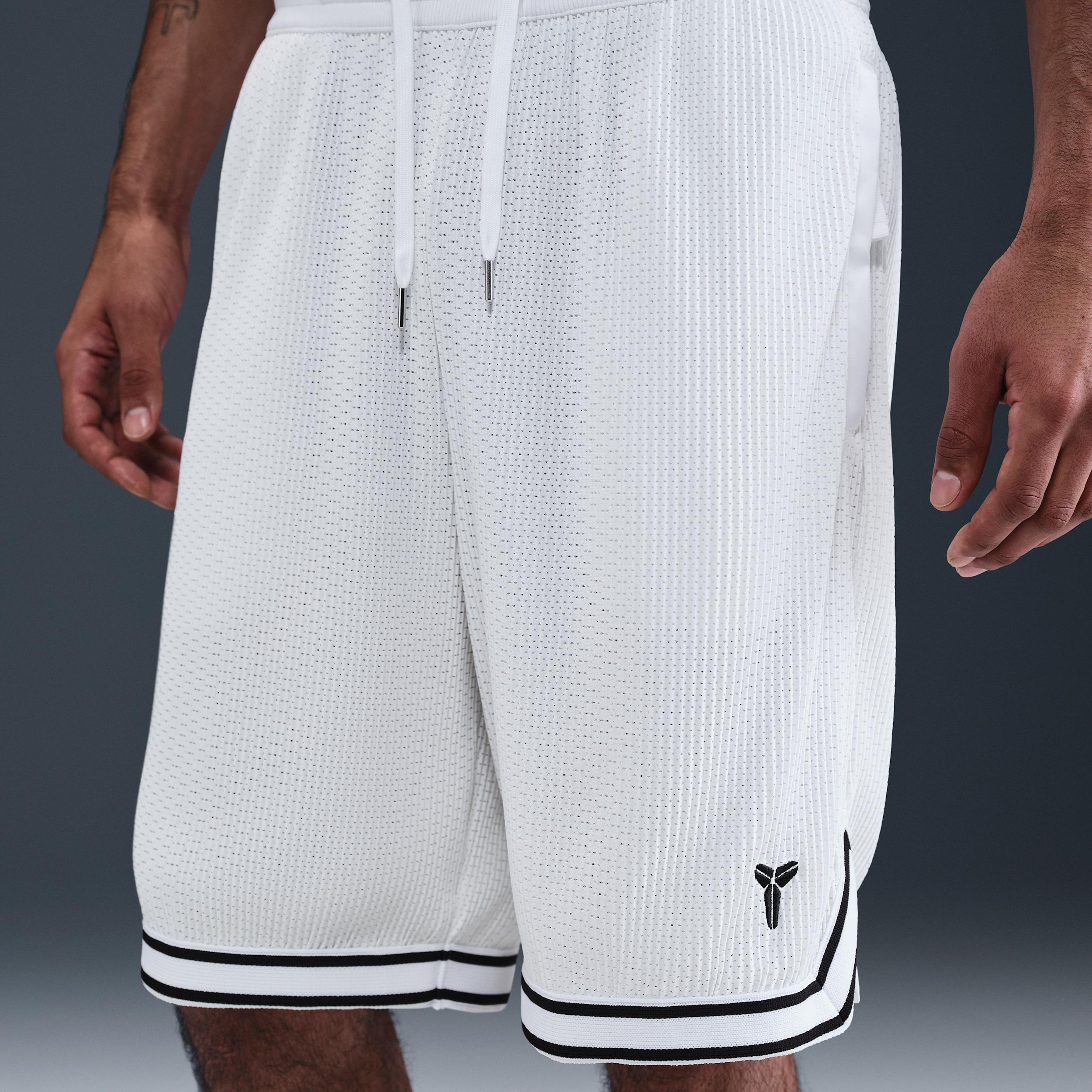 Nike Men's Kobe Pleated Basketball Shorts Product Image
