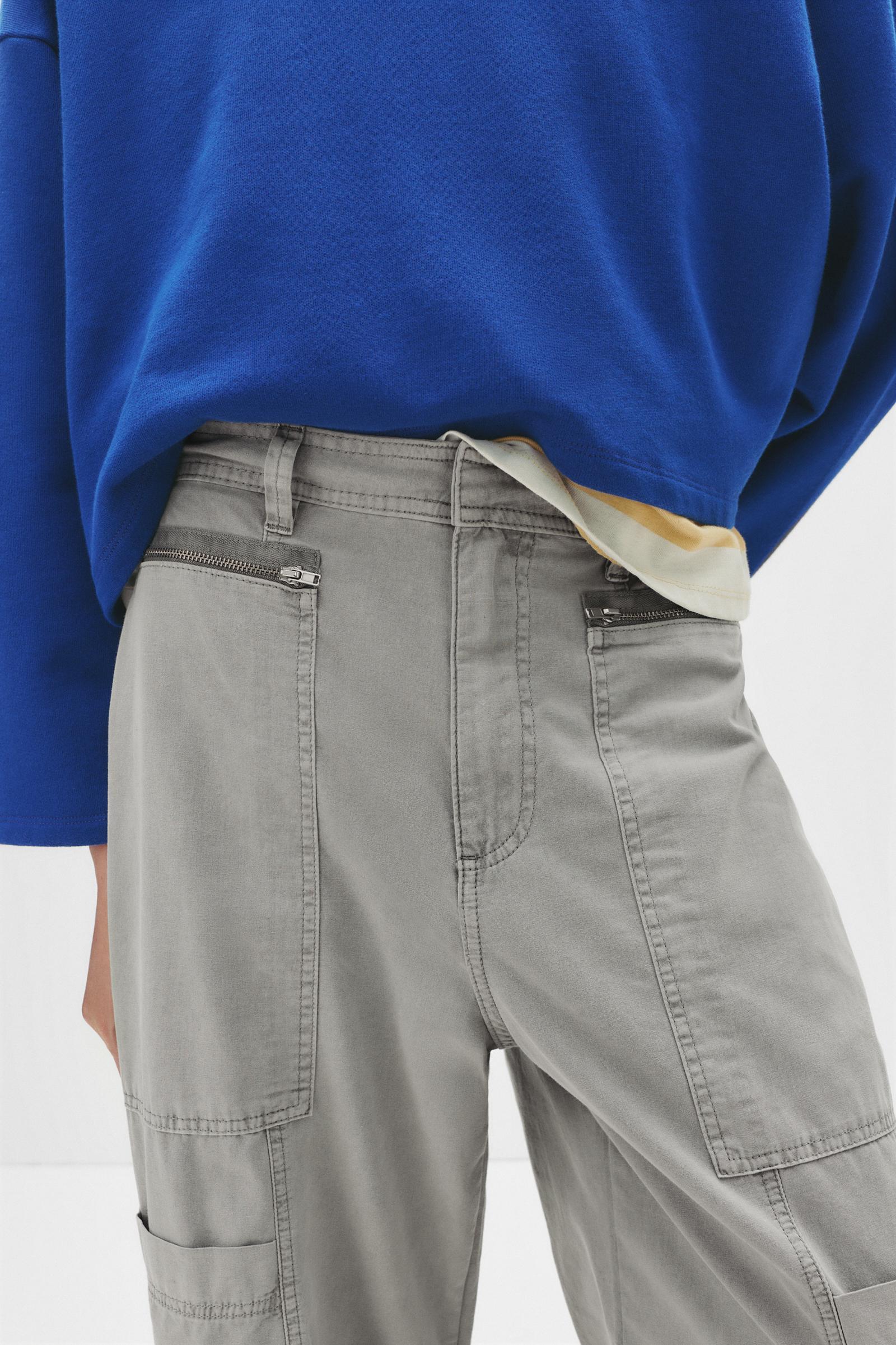 Balloon fit cargo pants Product Image