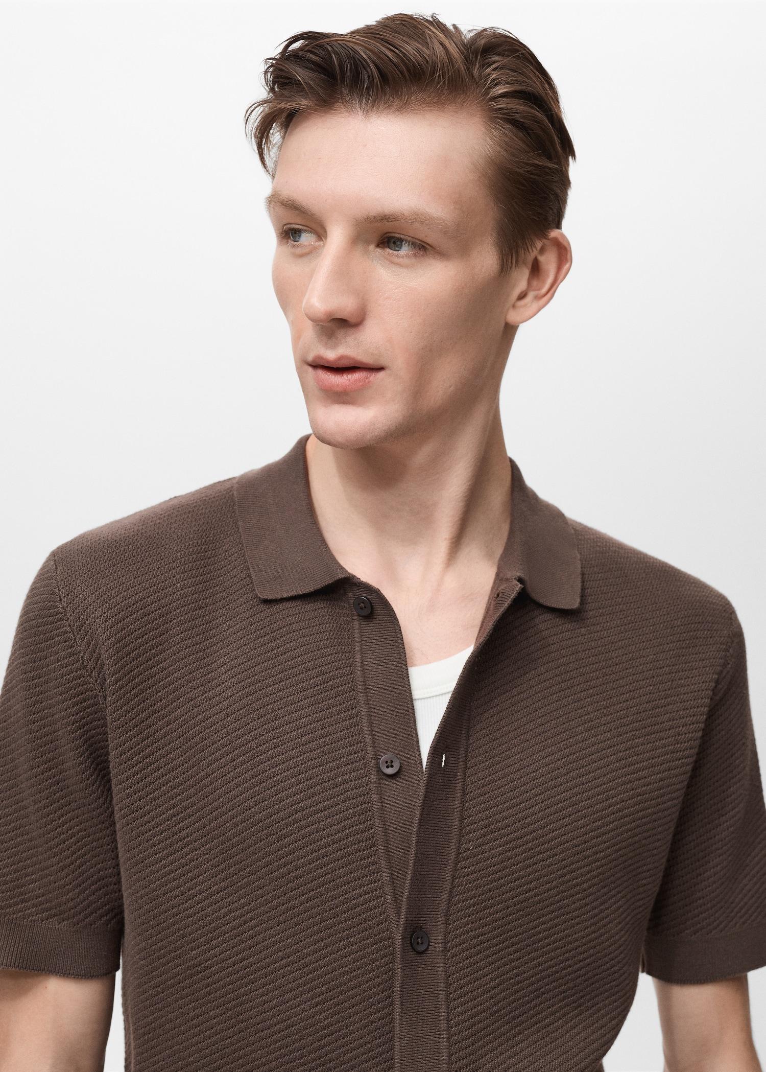 Openwork knitted structured shirt - Men | MANGO USA Product Image