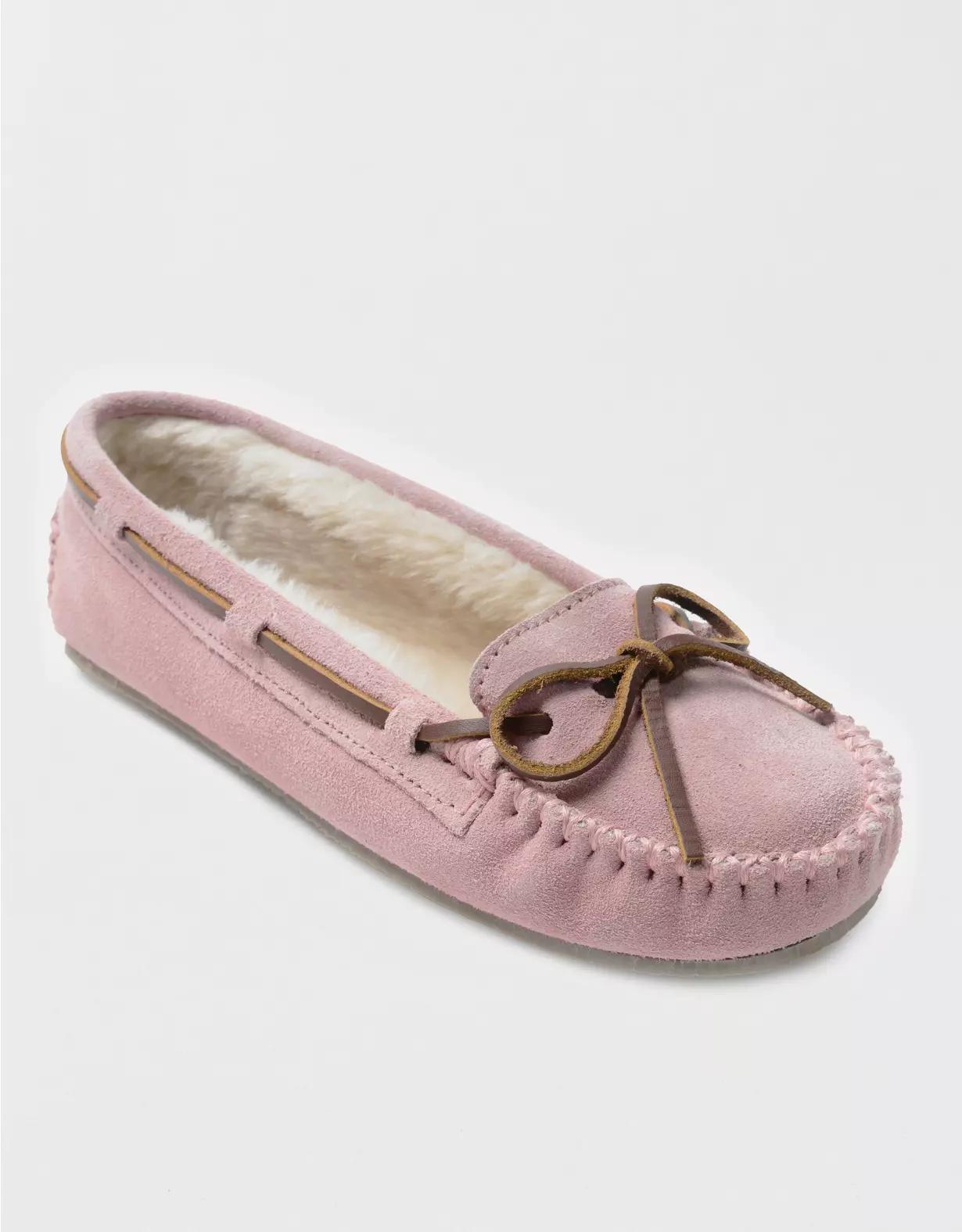Minnetonka Women's Cally Moccasin Product Image