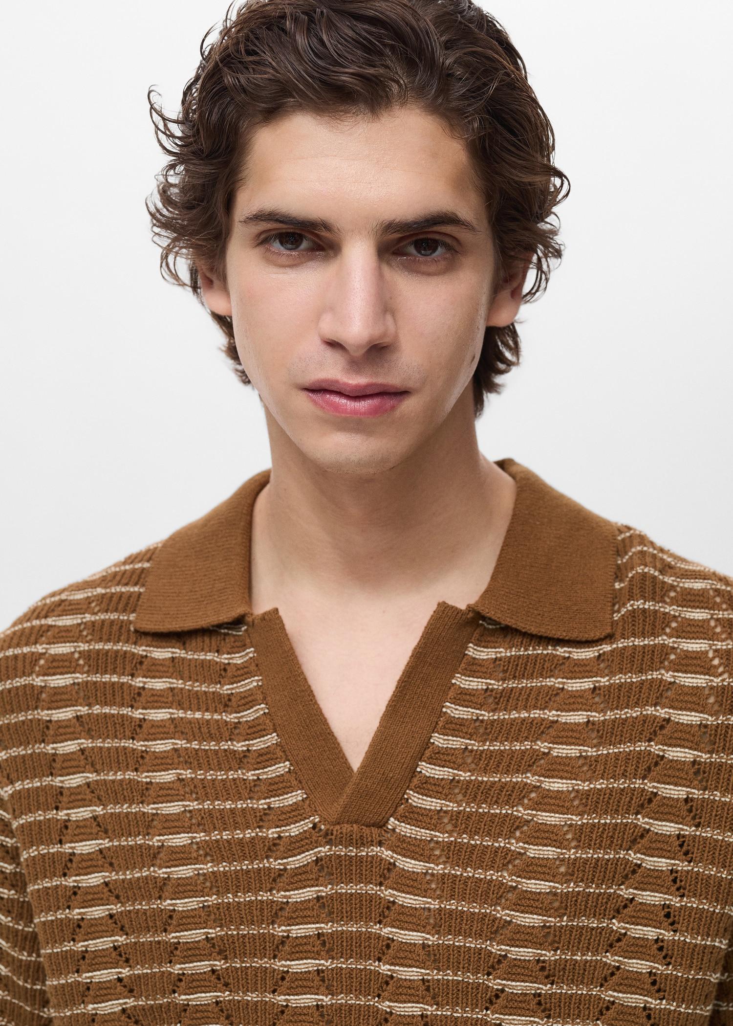 Striped openwork knitted polo shirt - Men | MANGO USA Product Image