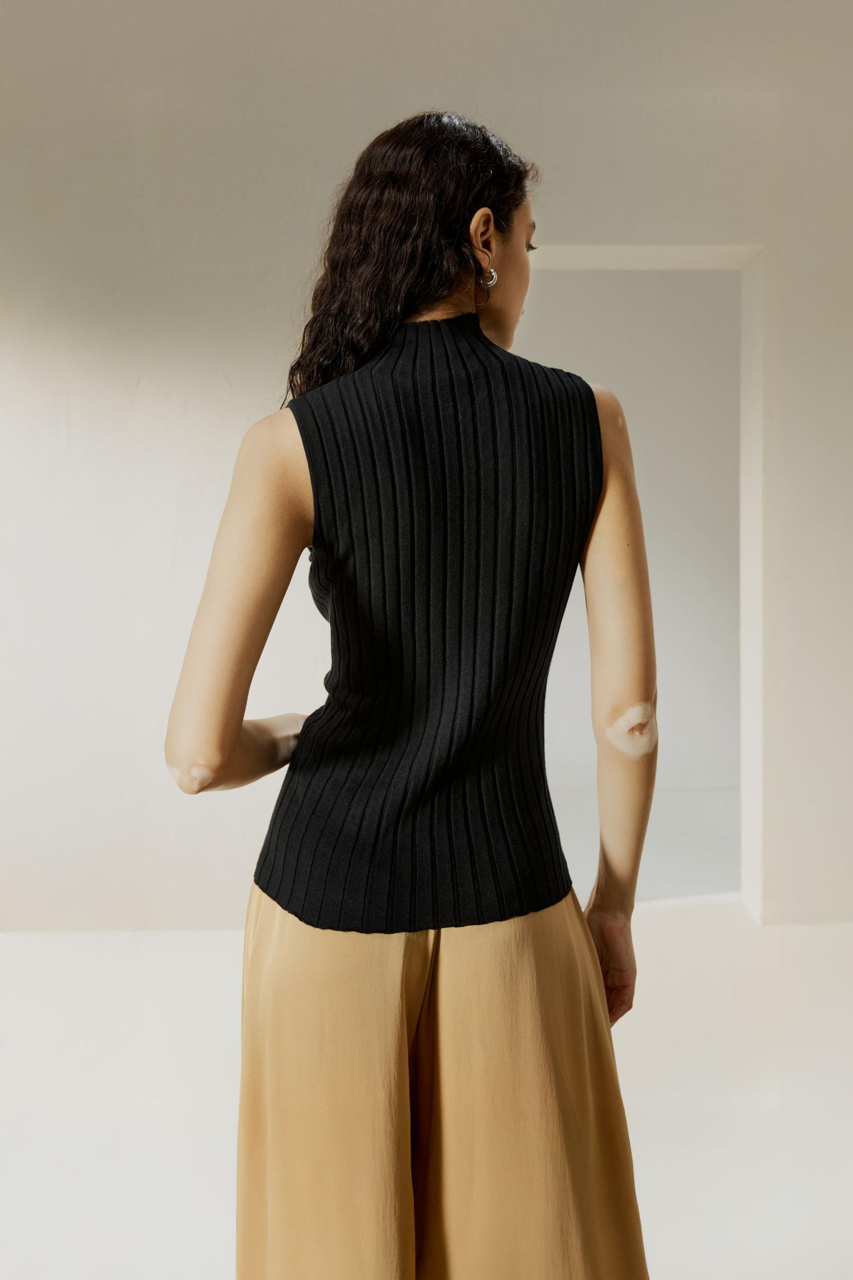 Silk-Cashmere Blend Knit Top Product Image