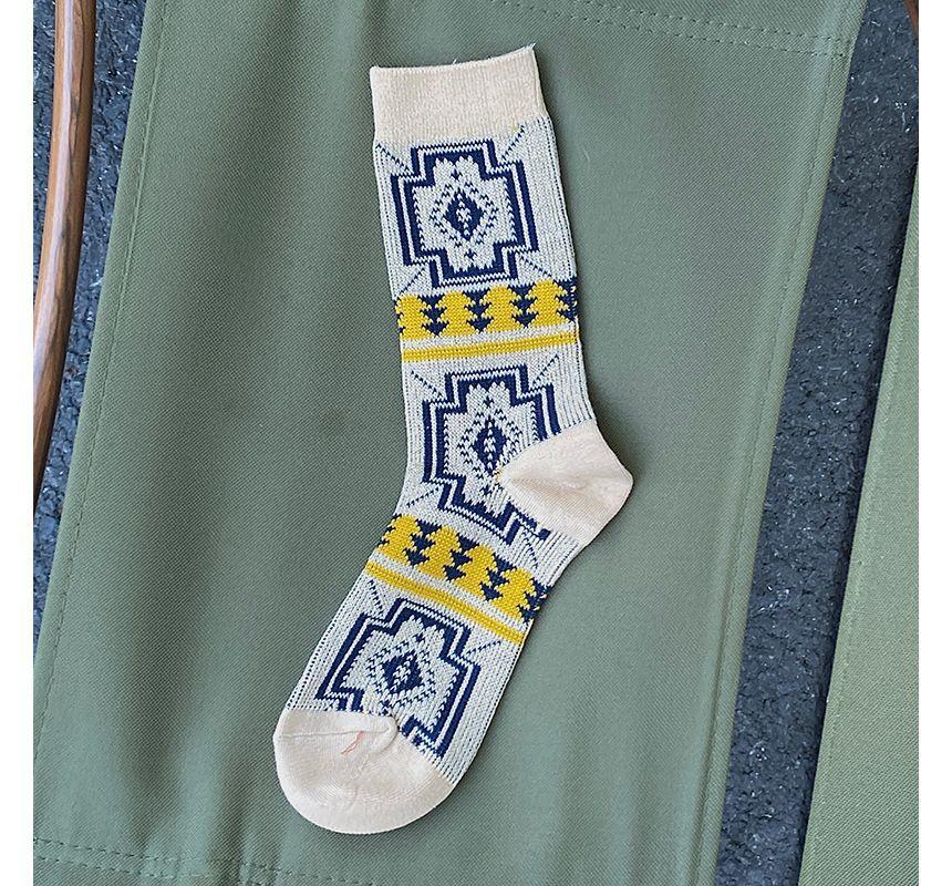 Traditional Pattern Mid Calf Socks Product Image