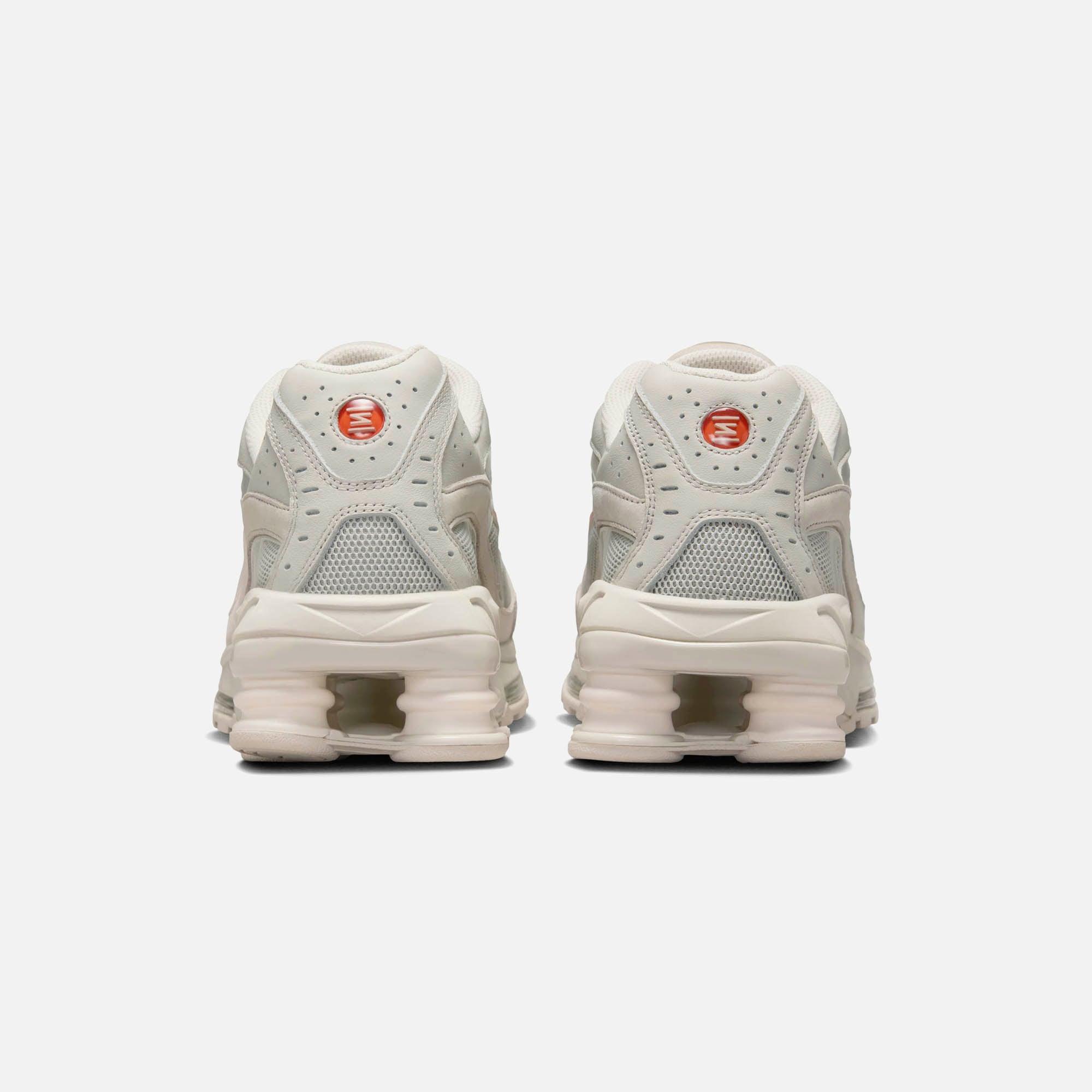Nike Shox Ride 2 - Light Bone / Turf Orange / Phantom Male Product Image