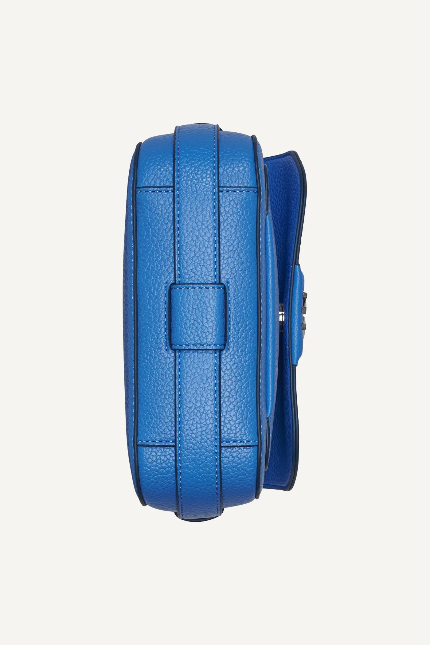 ROBIN SMALL FLAP CROSSBODY BAG Product Image