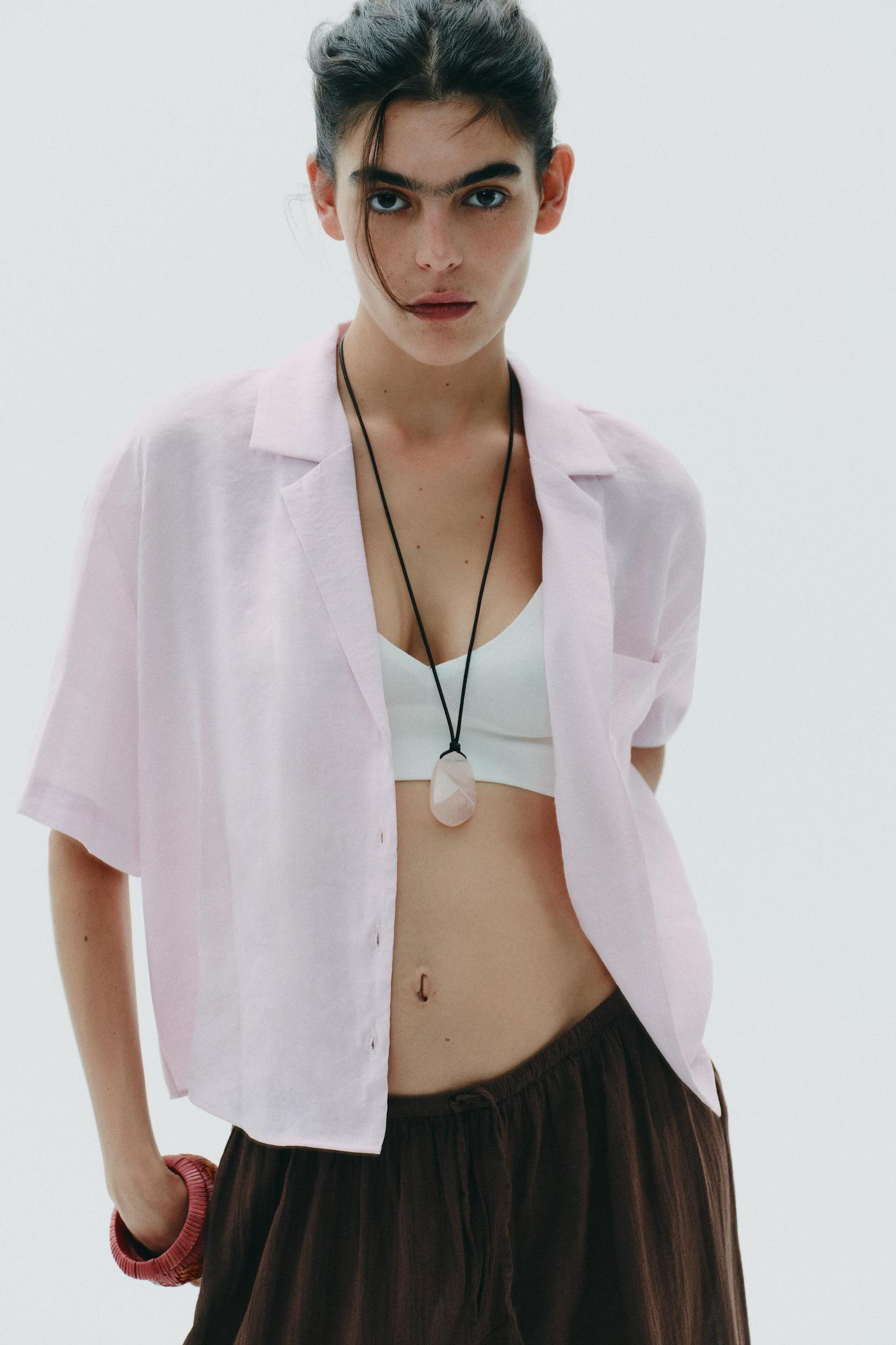 FLOWY POCKET SHIRT Product Image