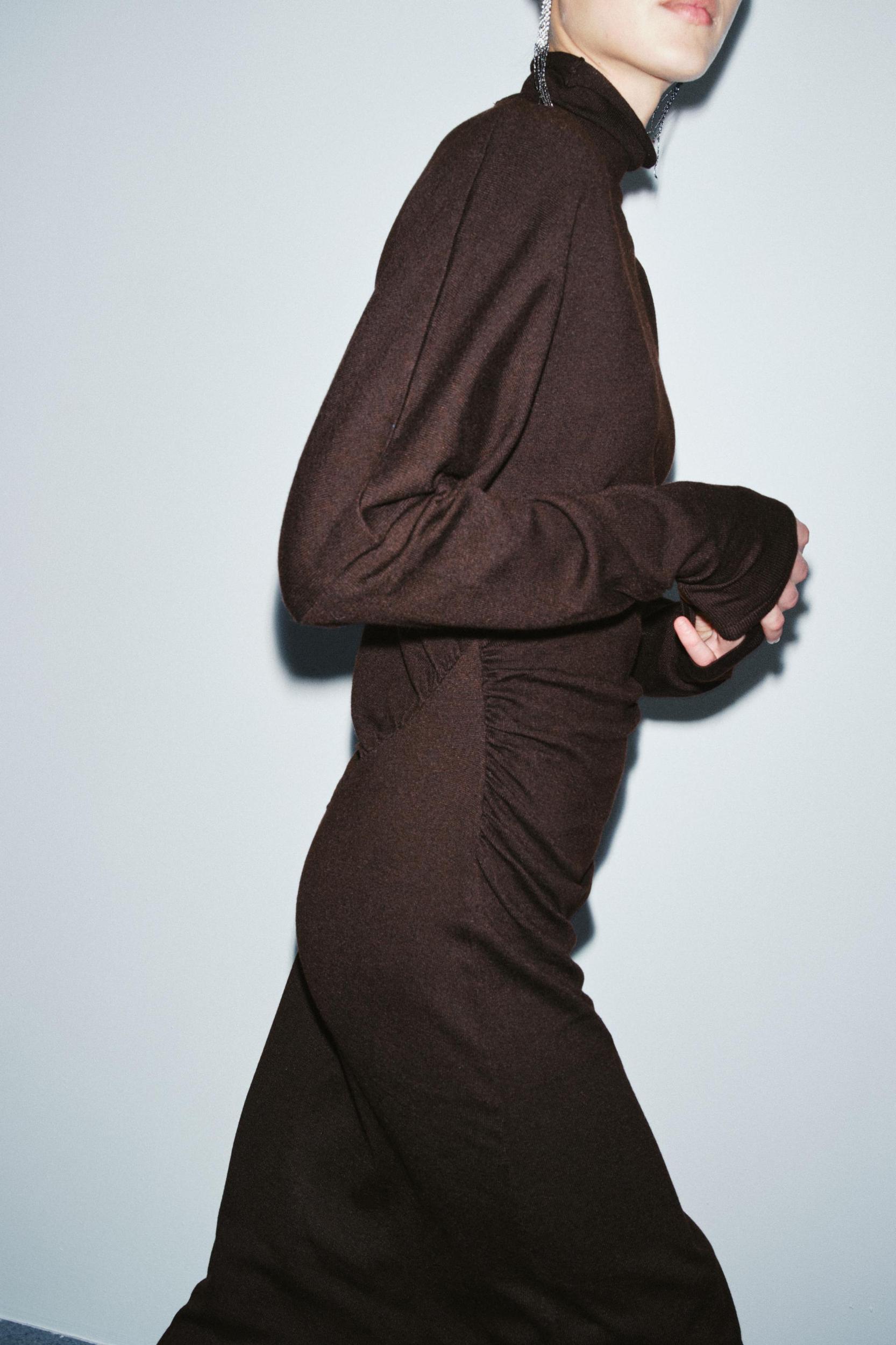 KNIT CUT OUT MIDI DRESS Product Image