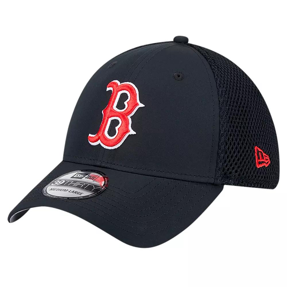 Men's New Era Black Boston Red Sox Team Tone 39THIRTY Flex Hat, Size: Medium/Large Product Image