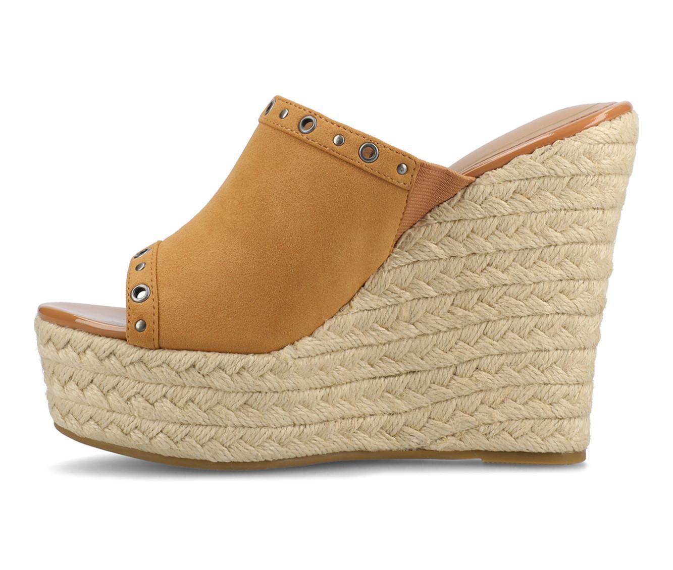 Women's Journee Collection Yari Wedges Product Image