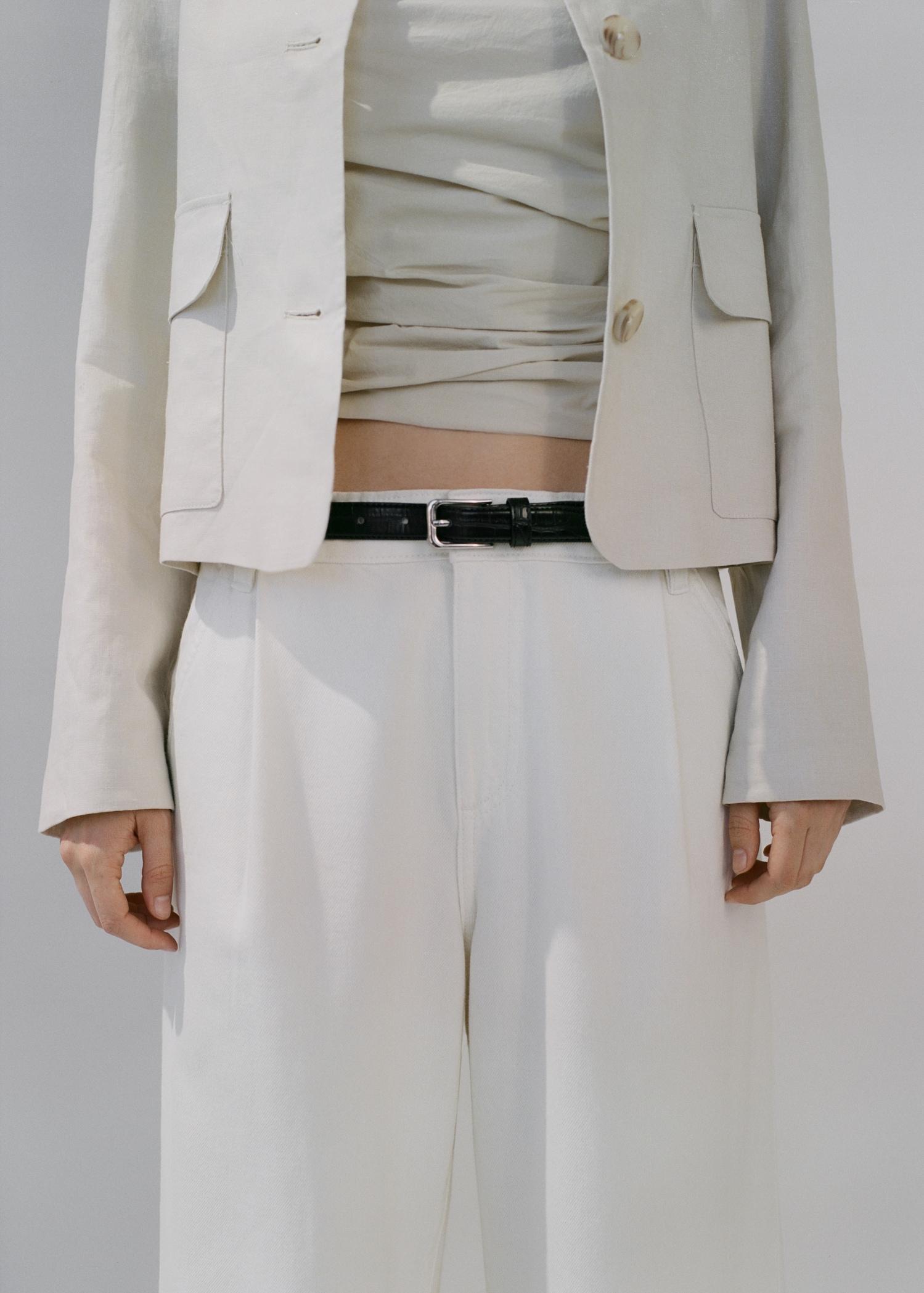 Fine croco leather-effect belt - Women | MANGO USA Product Image