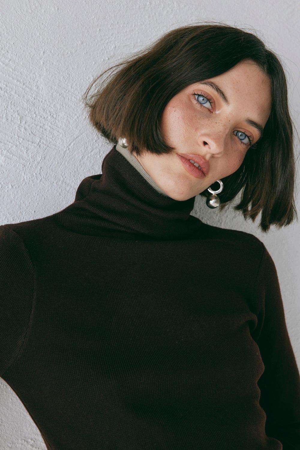 Bea Knit Skivvy Chocolate Product Image