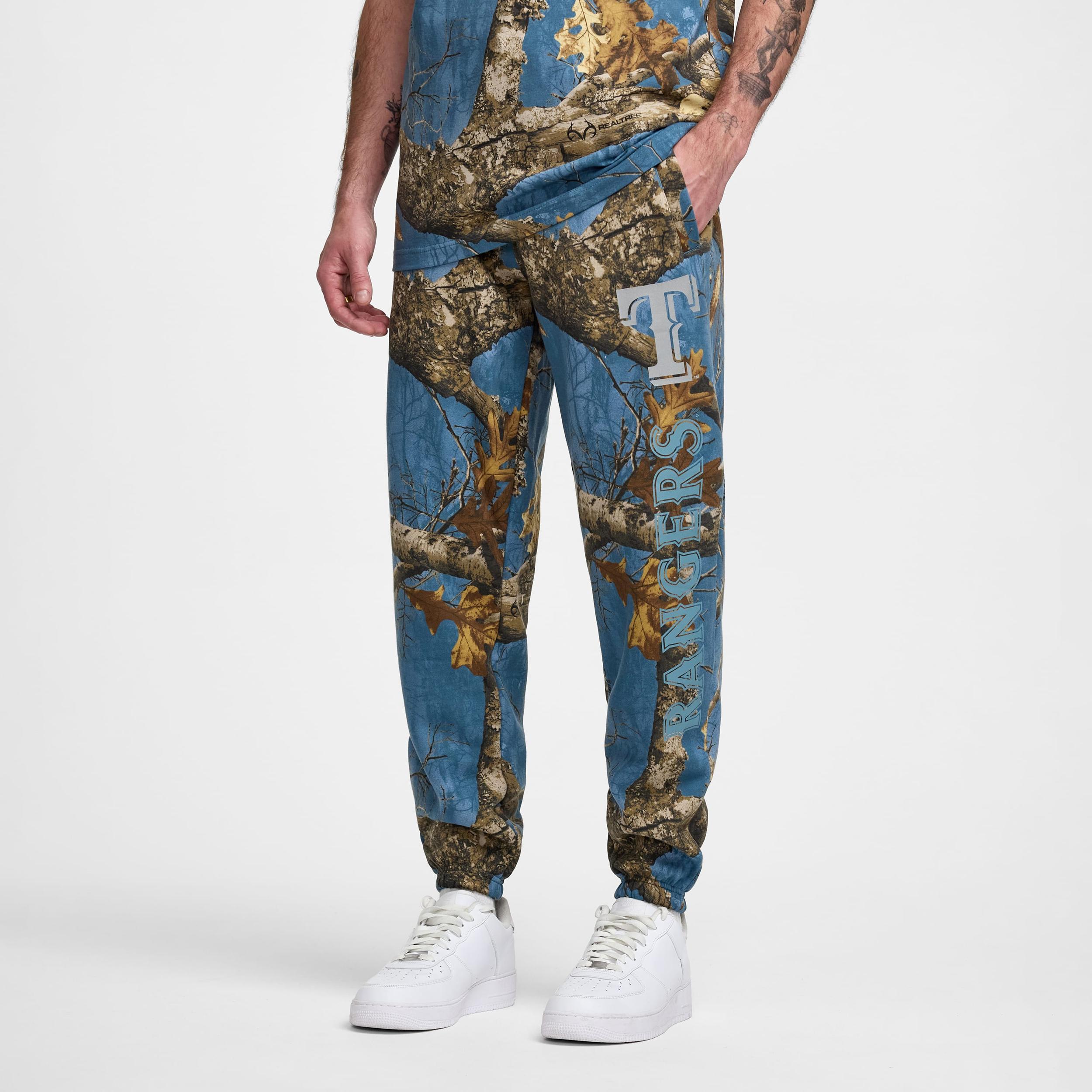 Atlanta Braves Realtree Sweatpants Male Product Image