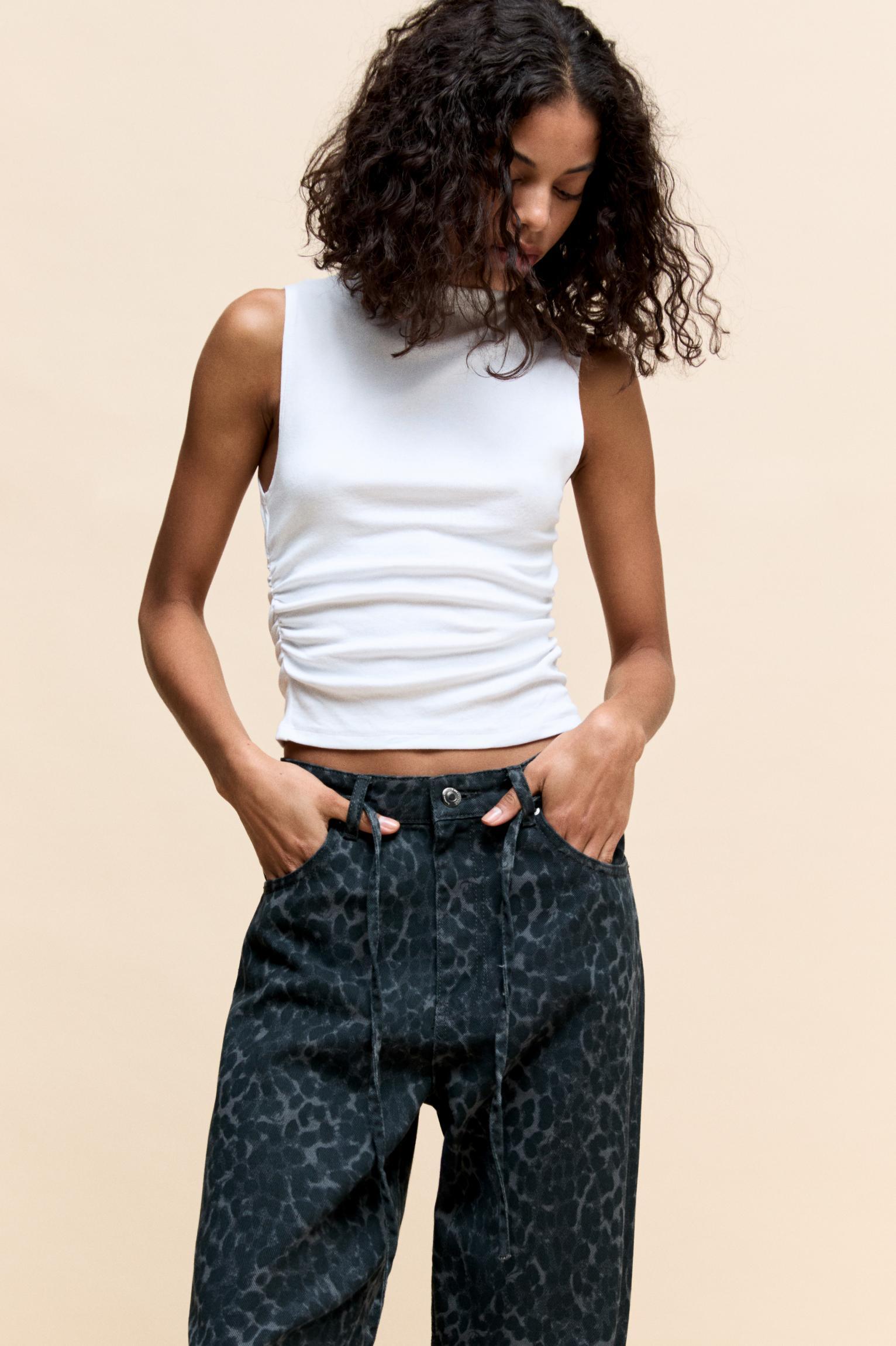 High neck gathered top Product Image