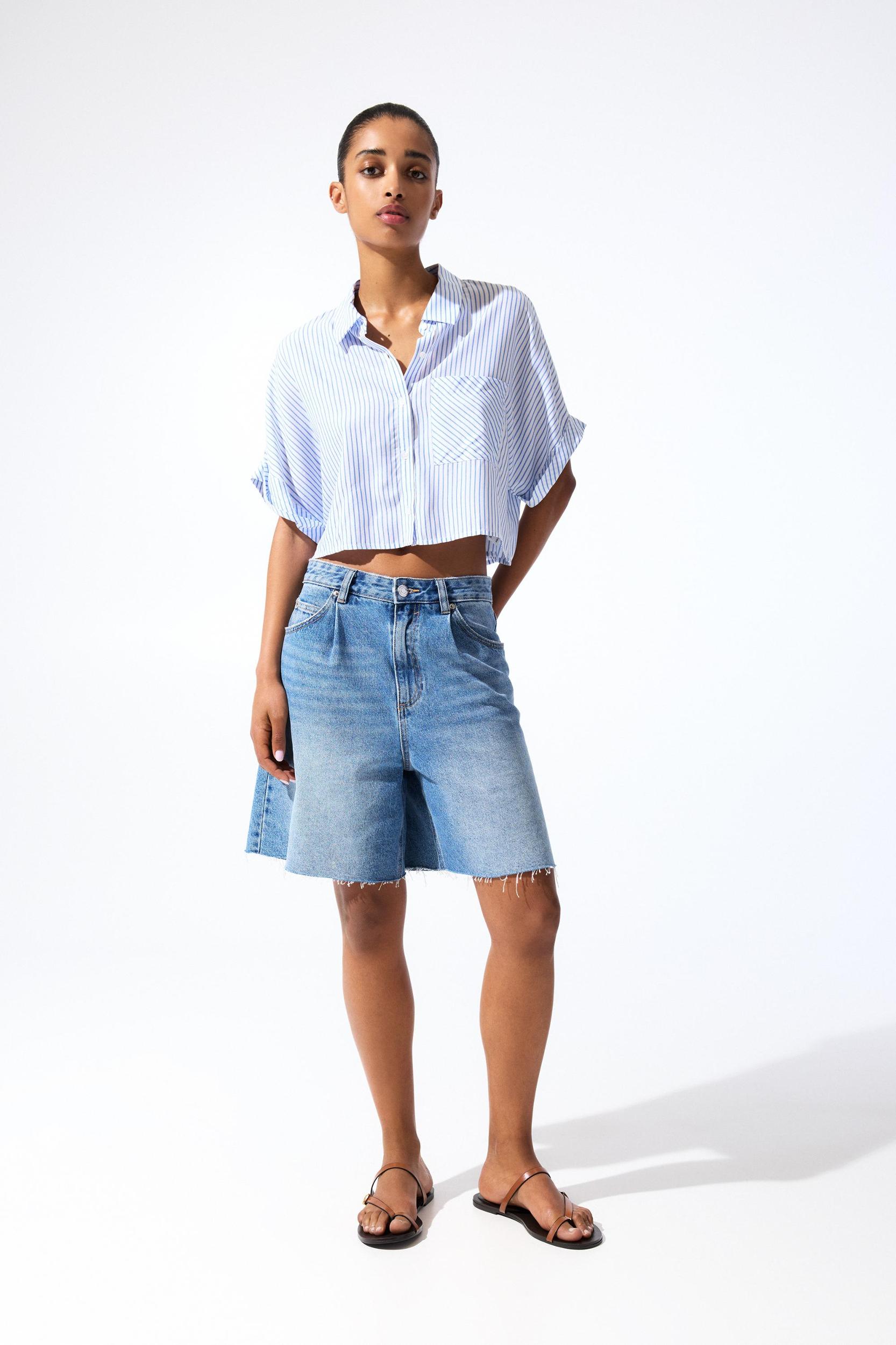 Striped cropped shirt Product Image