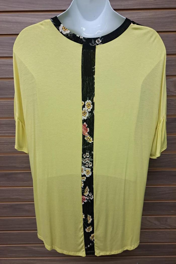 Plus Short Sleeved Floral Color Block Product Image