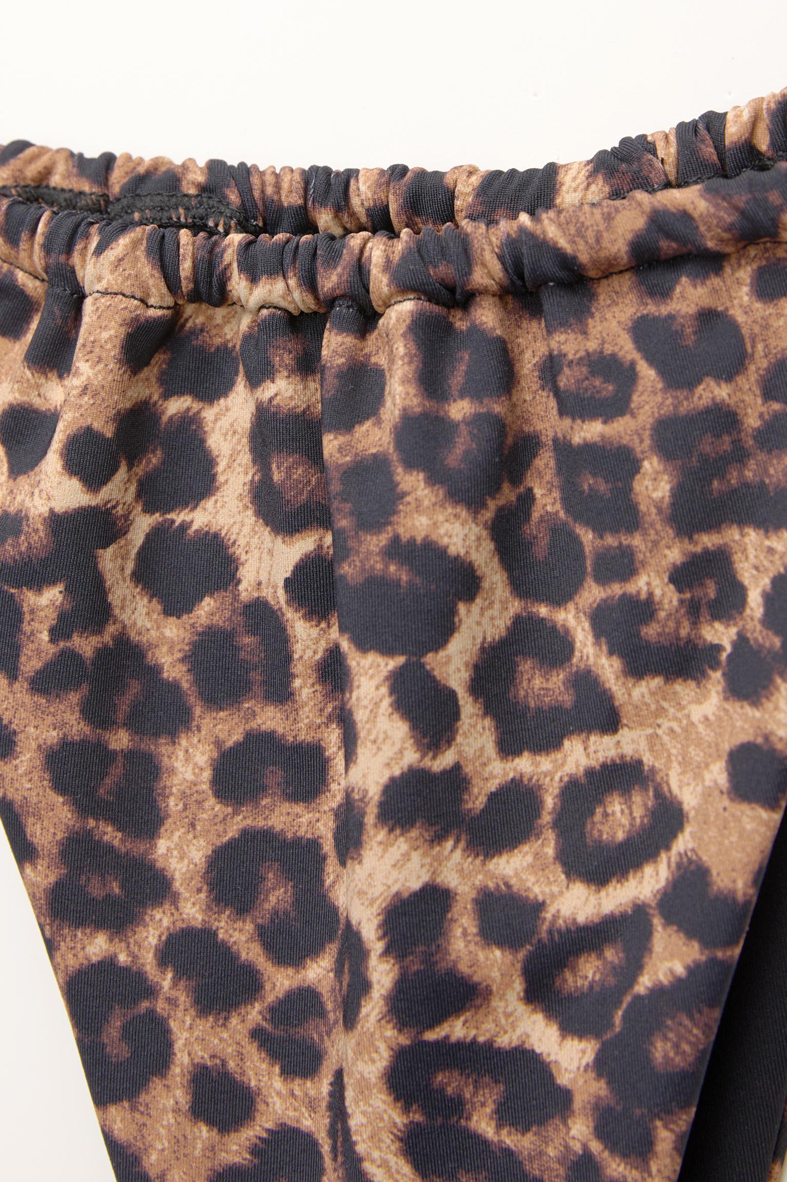 Leopard print gathered bikini bottoms Product Image