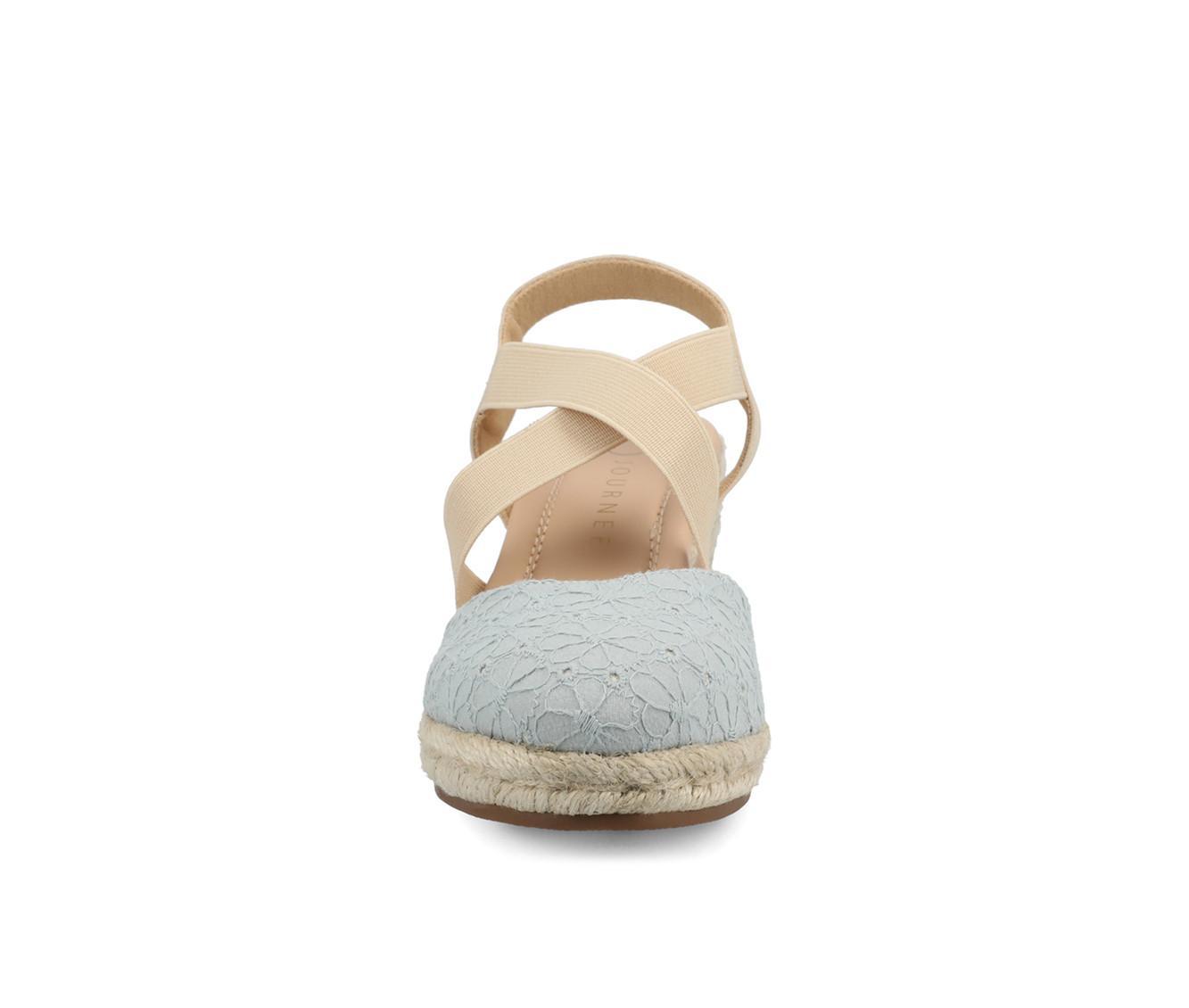 Women's Journee Collection Ashlee Wedges Product Image