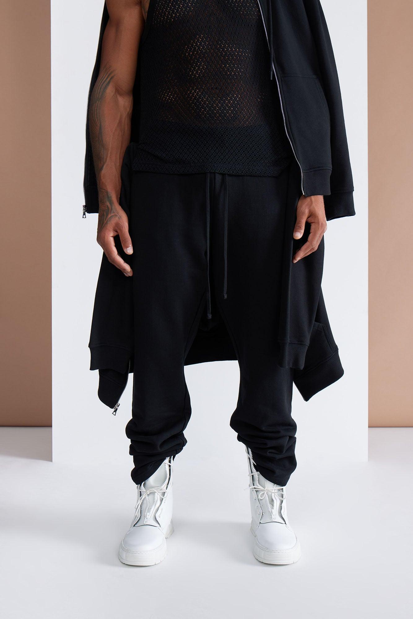 Tyson Straight Sweatpant - Black Product Image